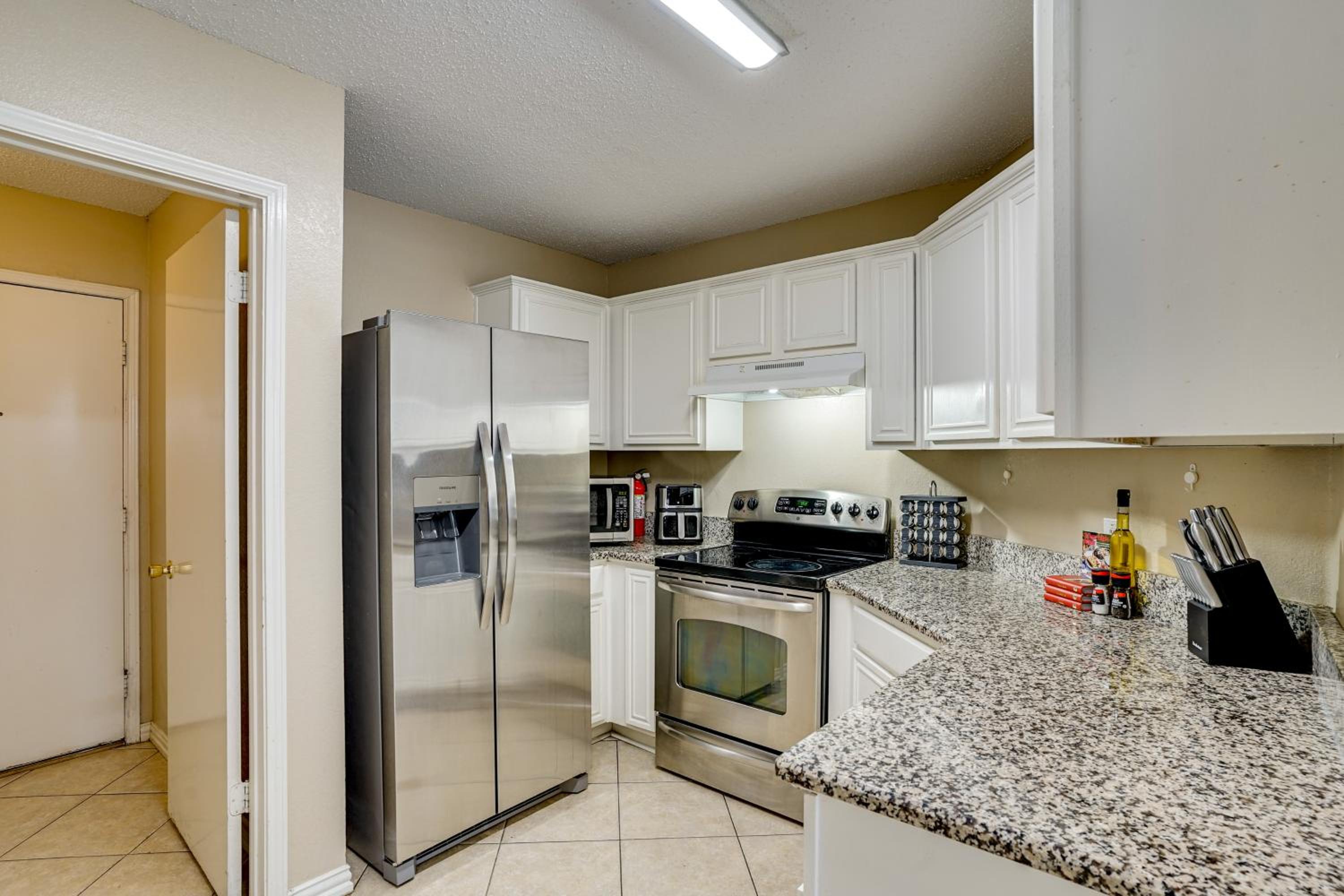 Family Getaway with Fenced Yard in Haltom City!