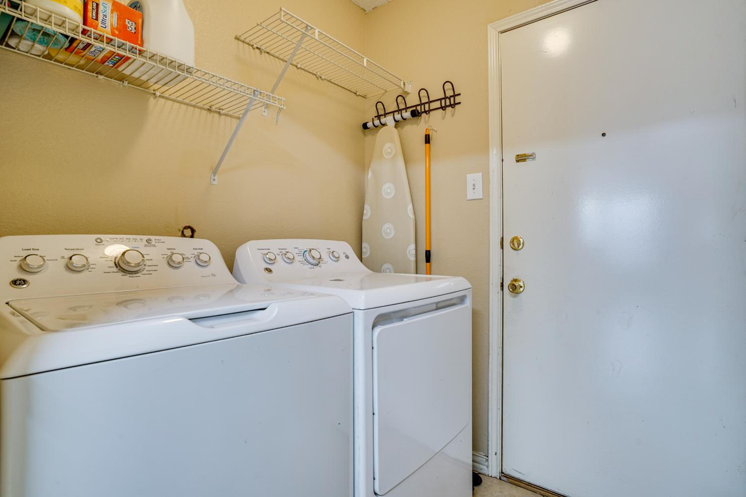Family Getaway with Fenced Yard in Haltom City!