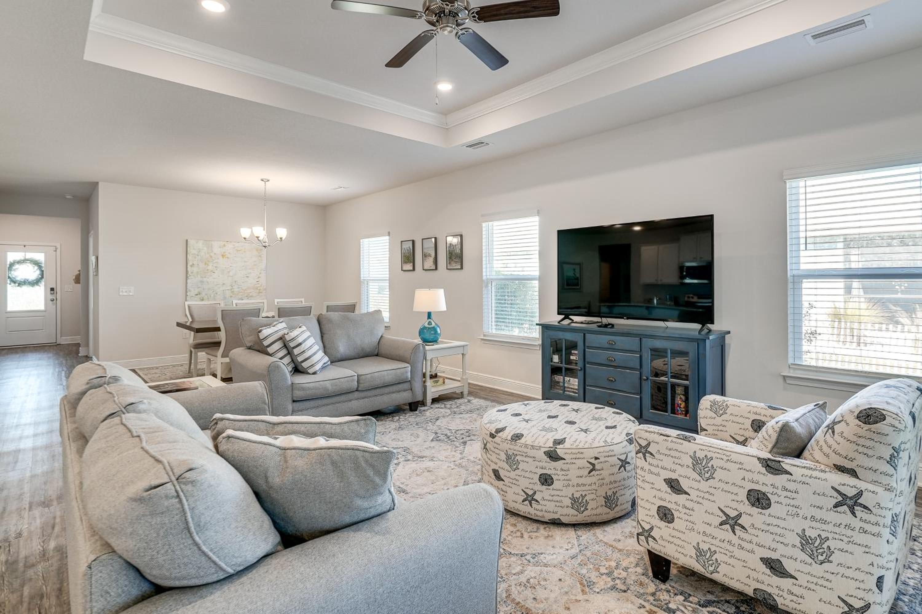 Stroll to Shore Airy Home with Lanai in Port St Joe