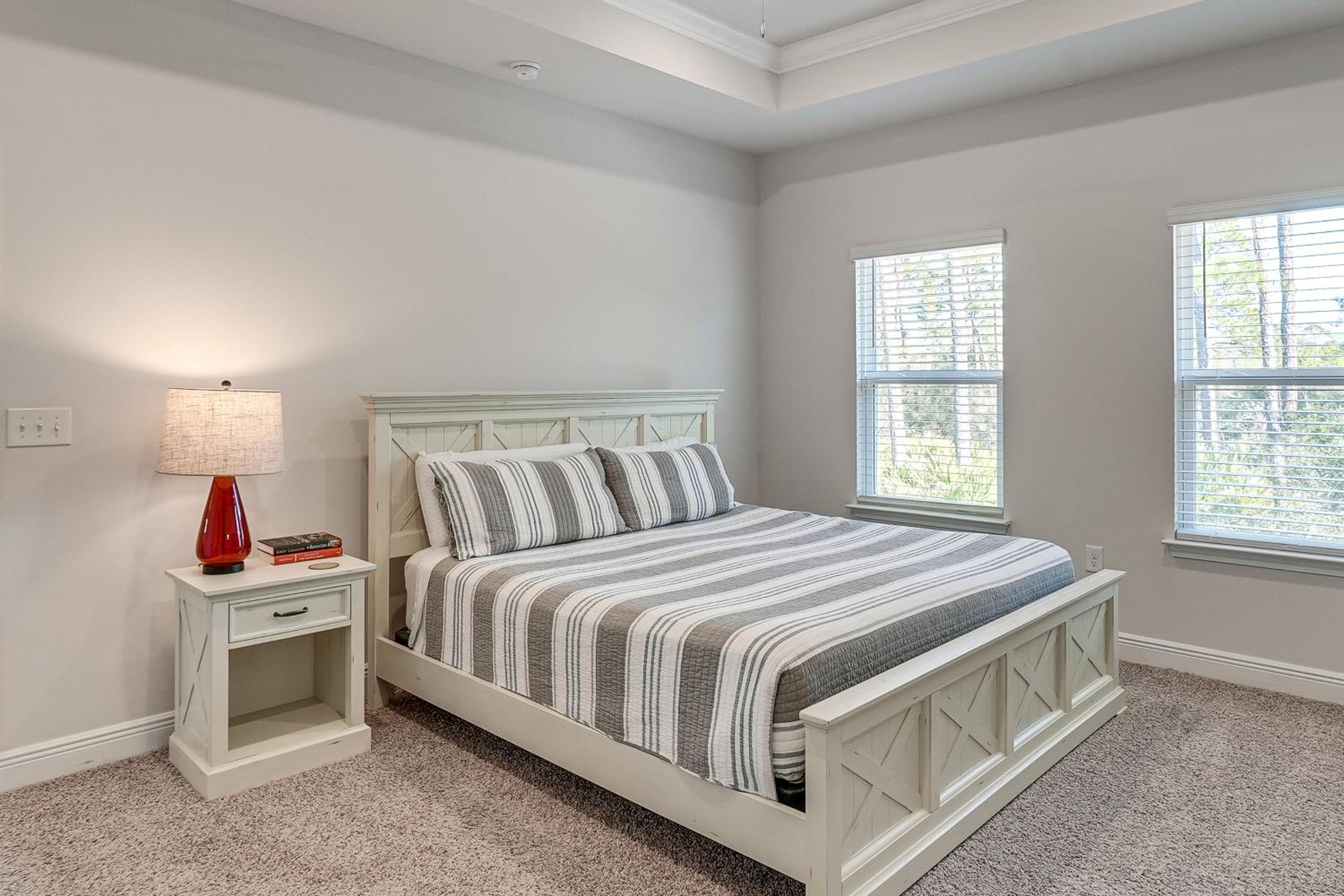 Stroll to Shore Airy Home with Lanai in Port St Joe