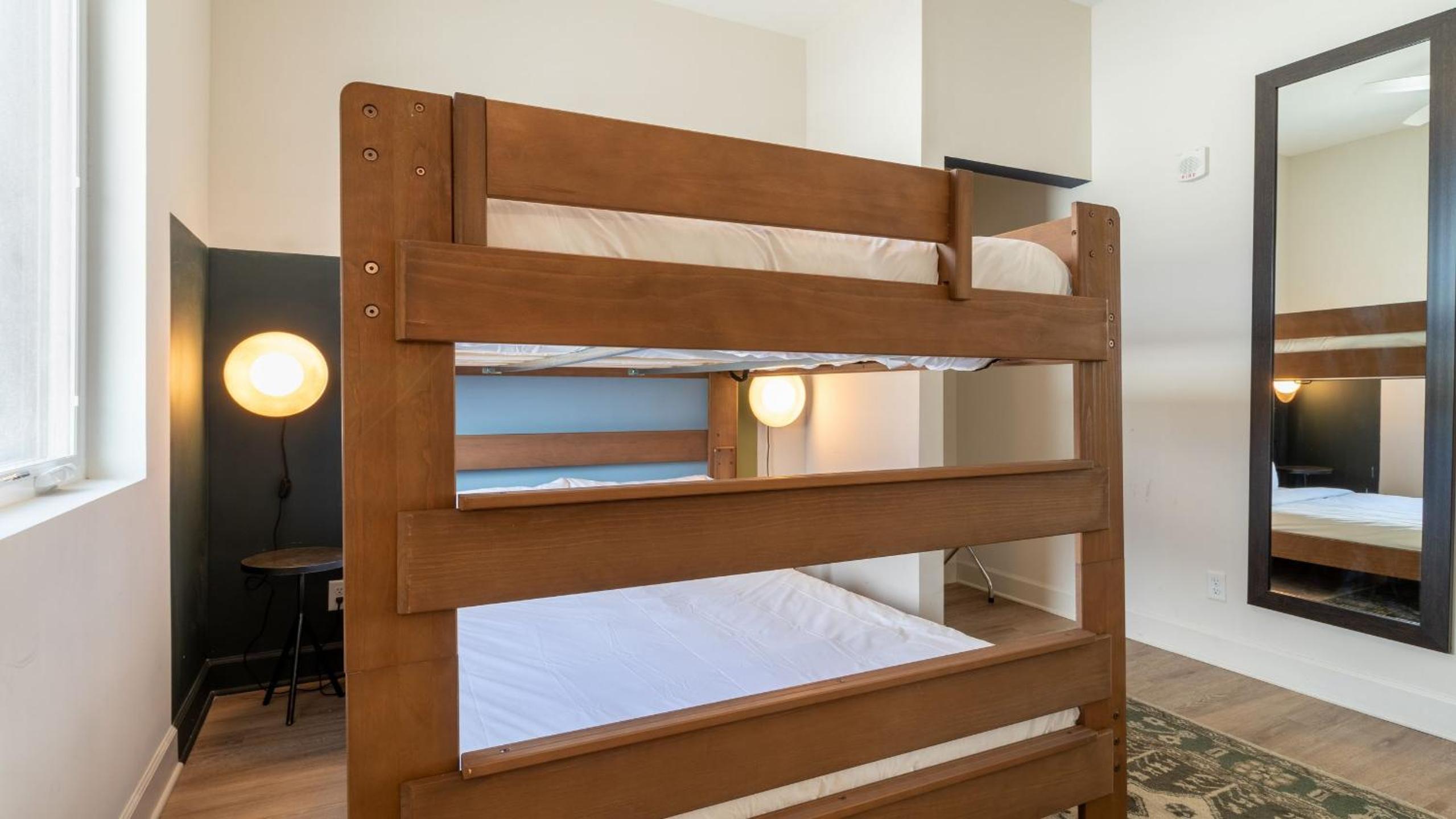 Sleeps 24 Game Rooms Murals Balconies Soundcheck Vinyl House by AvantStay