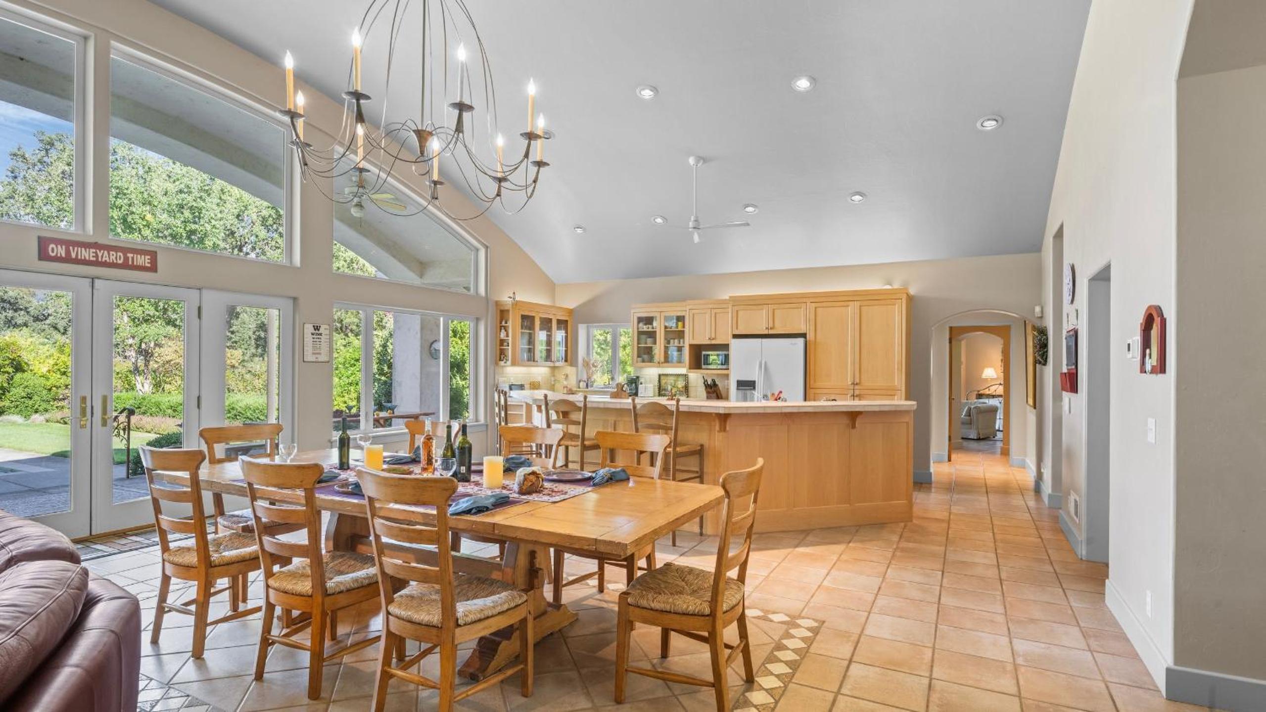 Vineyard Estate w Pool Spa Bocce Ball Mins to Wineries Park Lawndale Manor by AvantStay