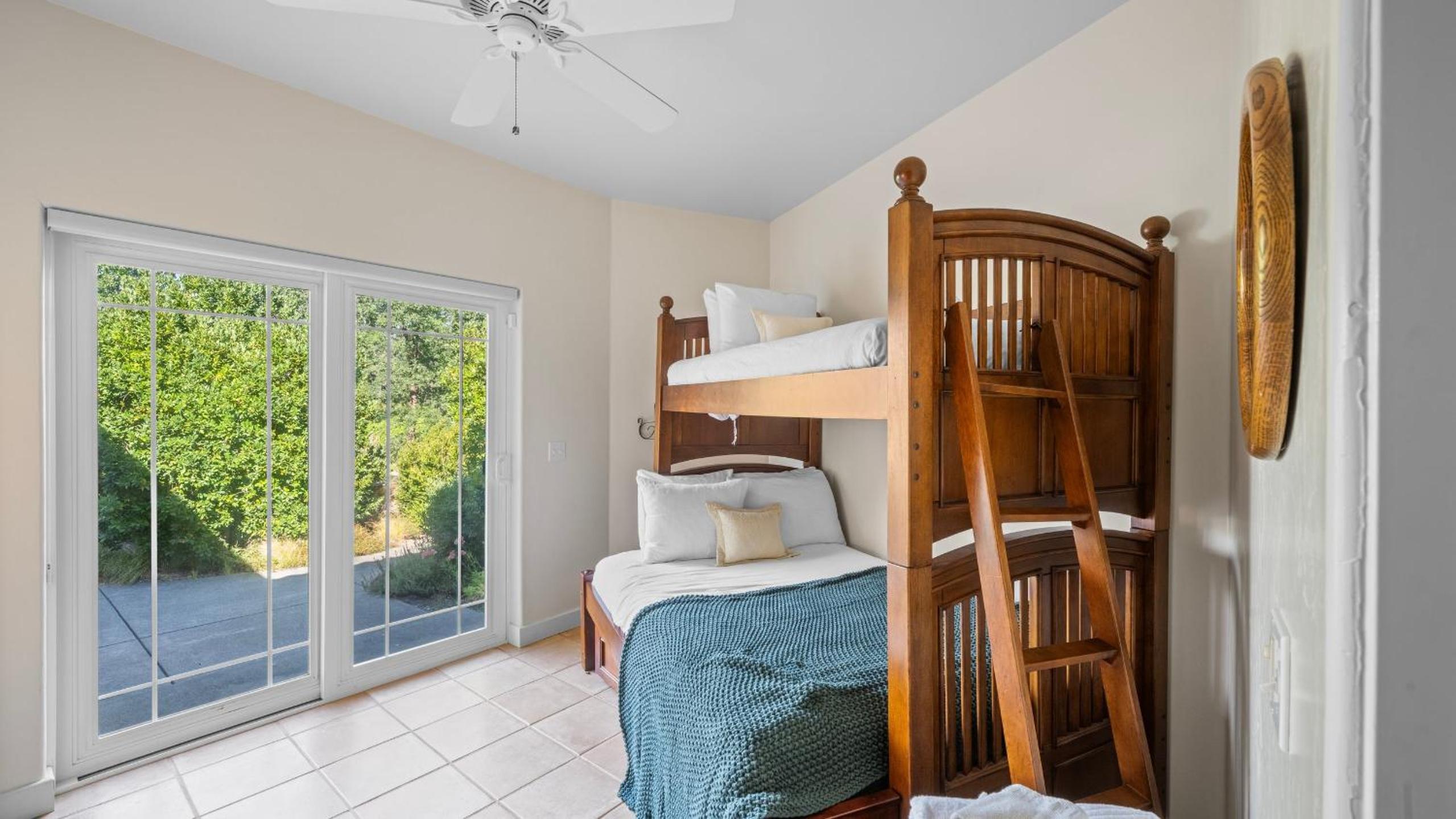 Vineyard Estate w Pool Spa Bocce Ball Mins to Wineries Park Lawndale Manor by AvantStay