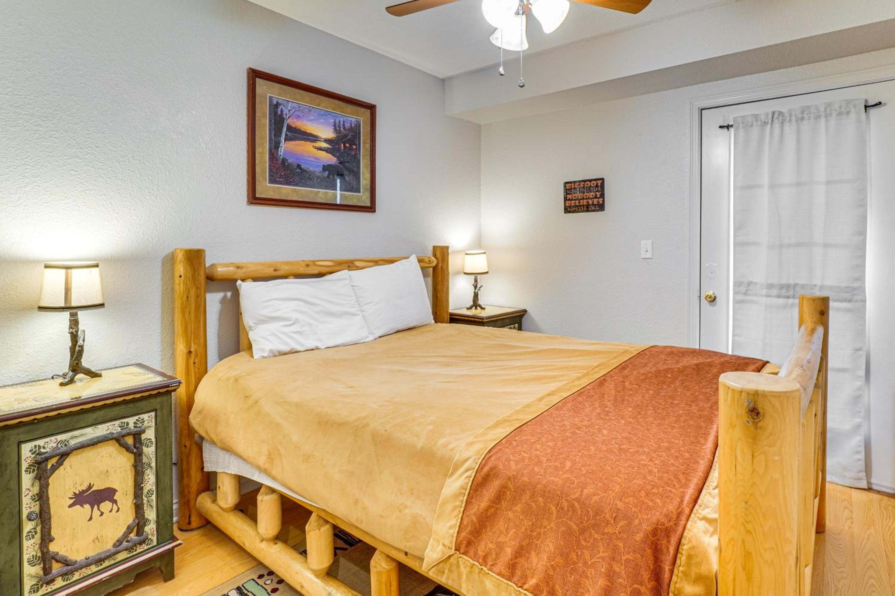Newly Remodeled Mtn-View Retreat Private Hot Tub