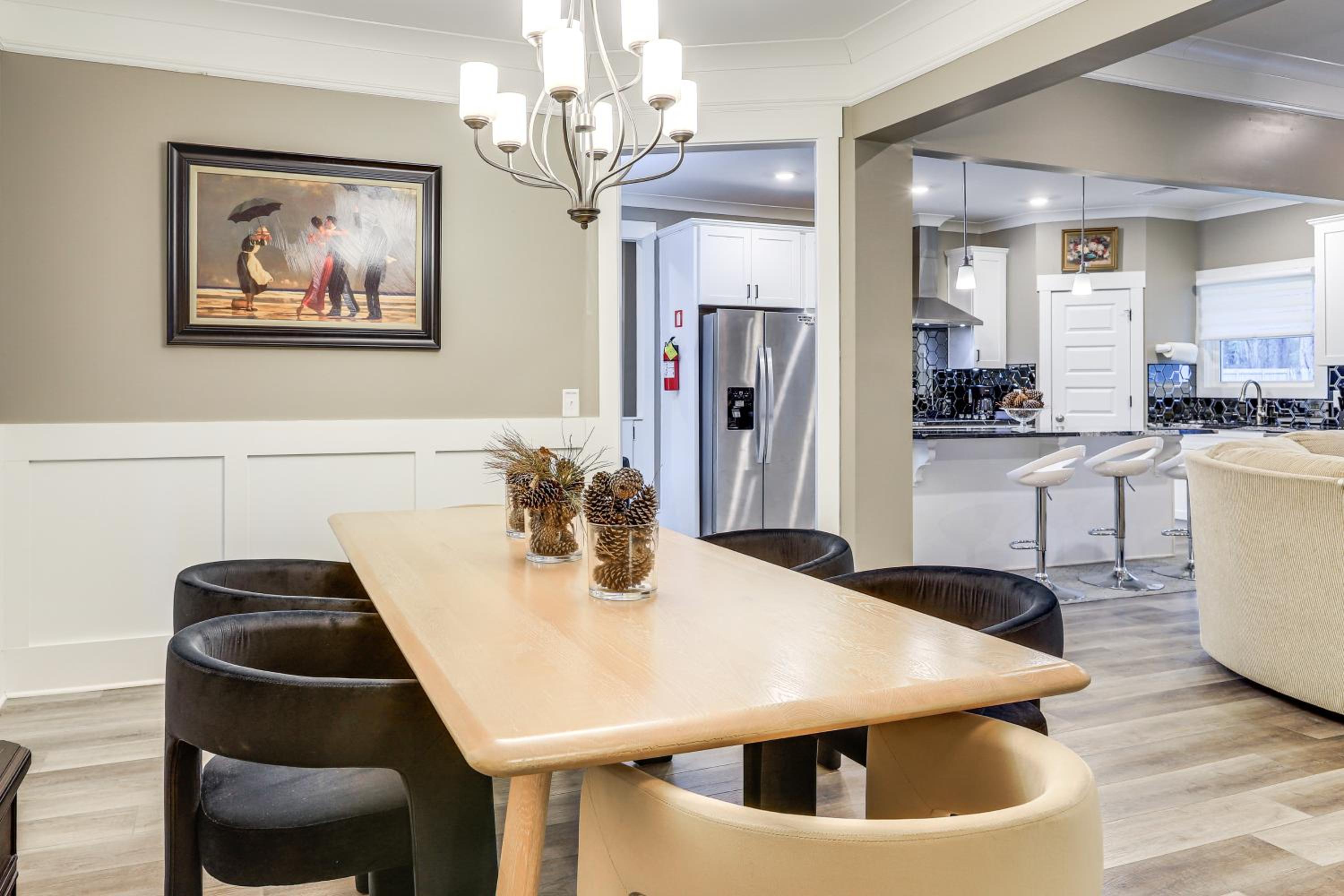 Gather, Play and Unwind! Modern Locust Grove Home