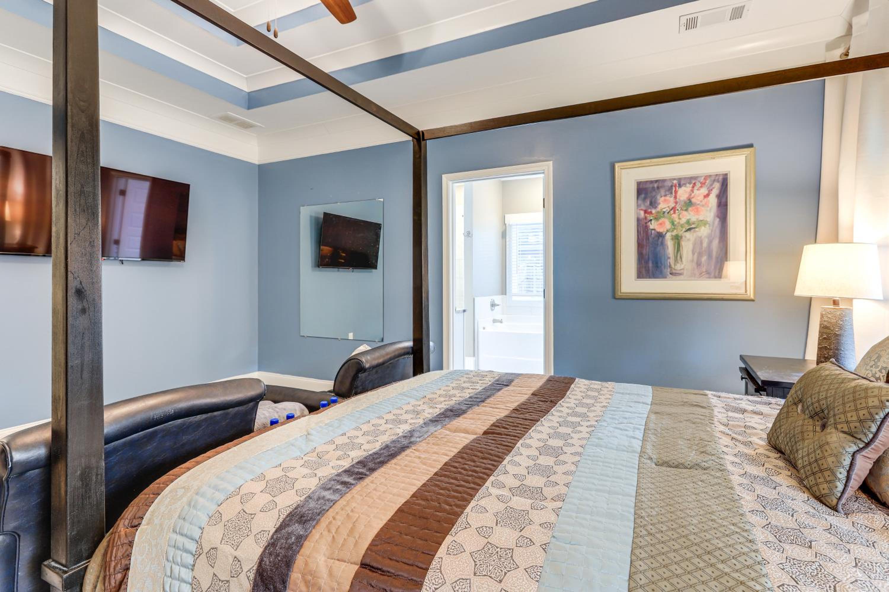 Gather, Play and Unwind! Modern Locust Grove Home