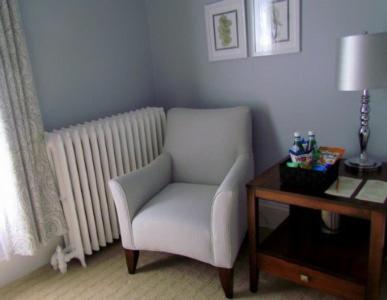 Shadow Lawn Inn