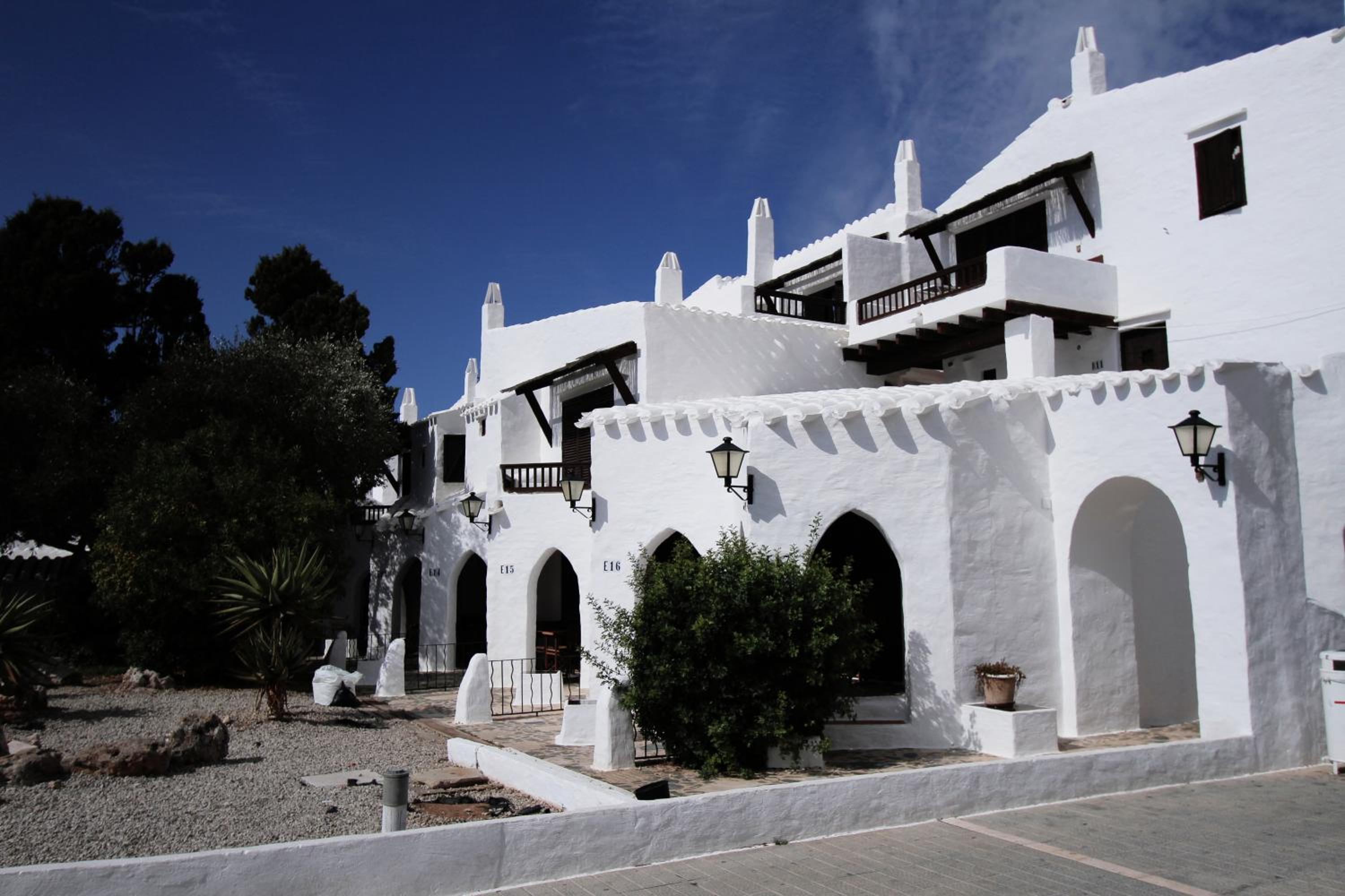 Hotel Binivell Park - Caliu Apartments - Image 1