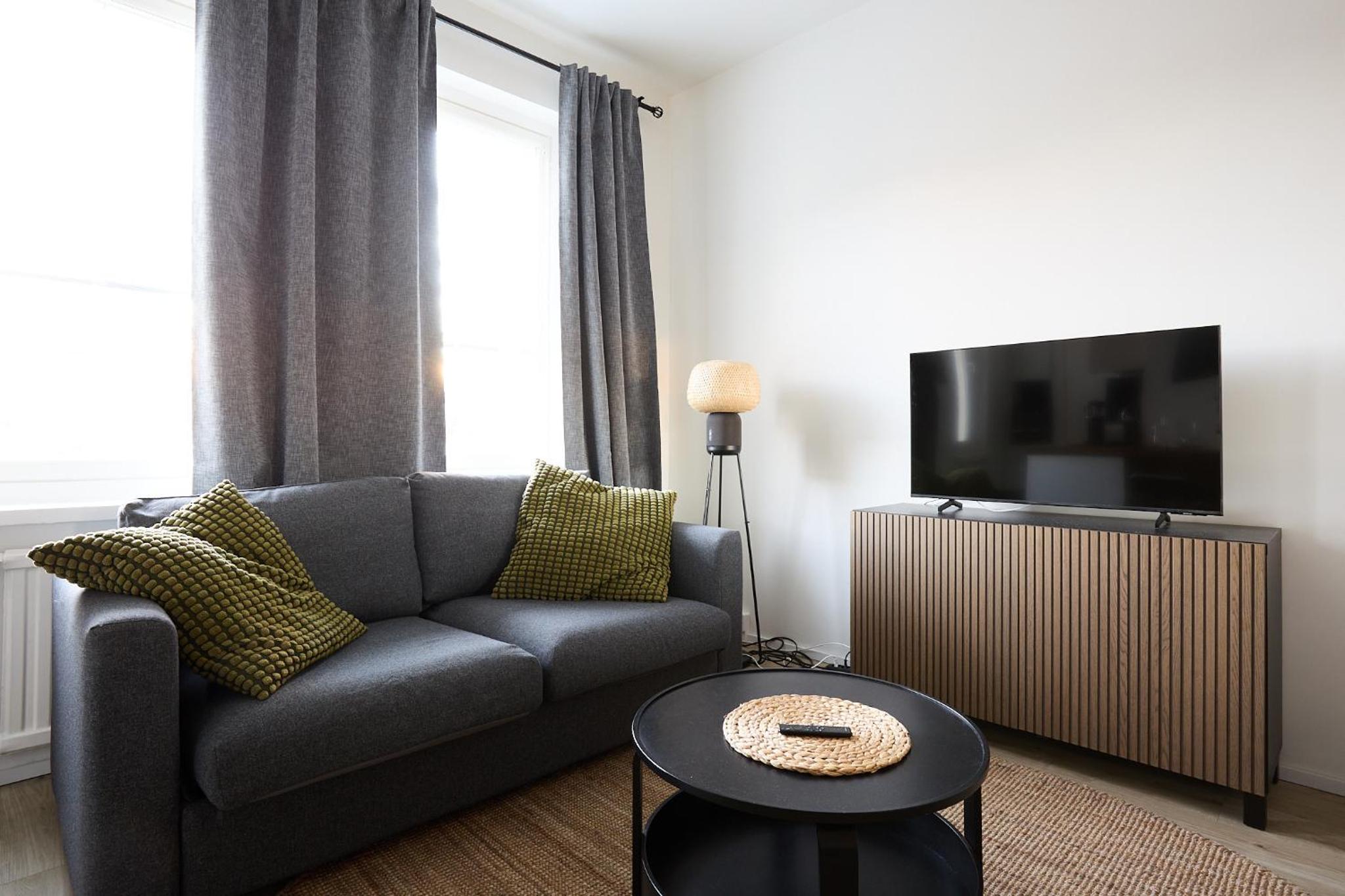 Beautiful Studio in Heart of Downtown