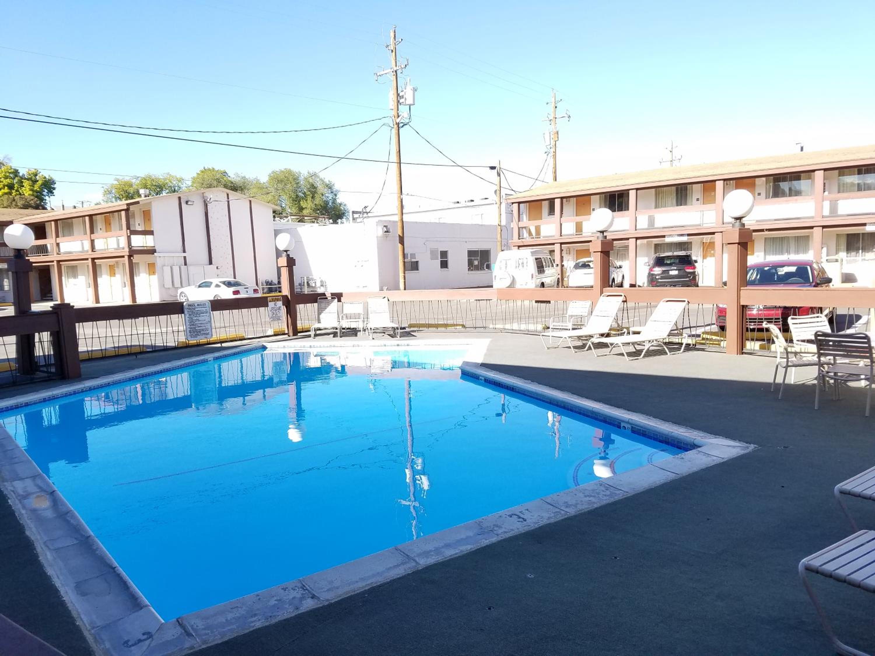 Elko Vacations - Thunderbird Motel - Property Image 61