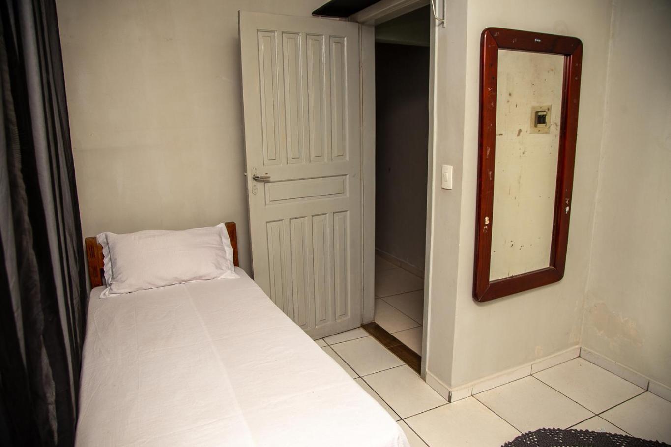 Casa com Piscina e Churrasqueira no Parque Cuiaba