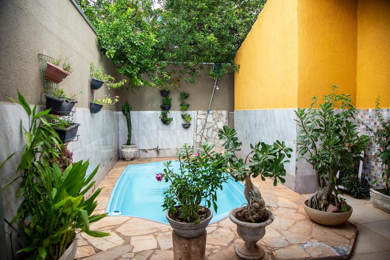 Casa com Piscina e Churrasqueira no Parque Cuiaba