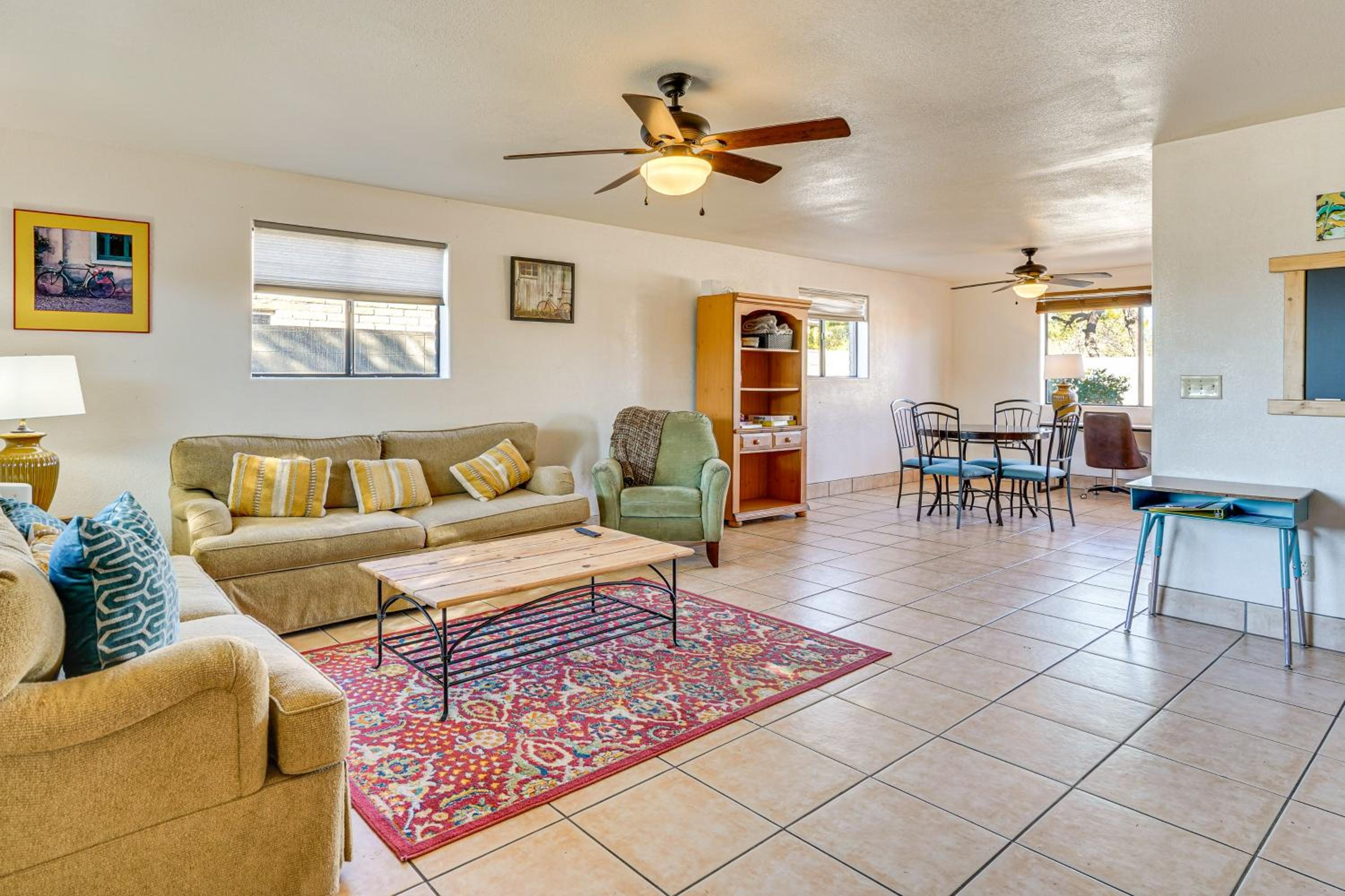 Pet-Friendly Yard! Family Home 6 Mi to Dtwn Tucson