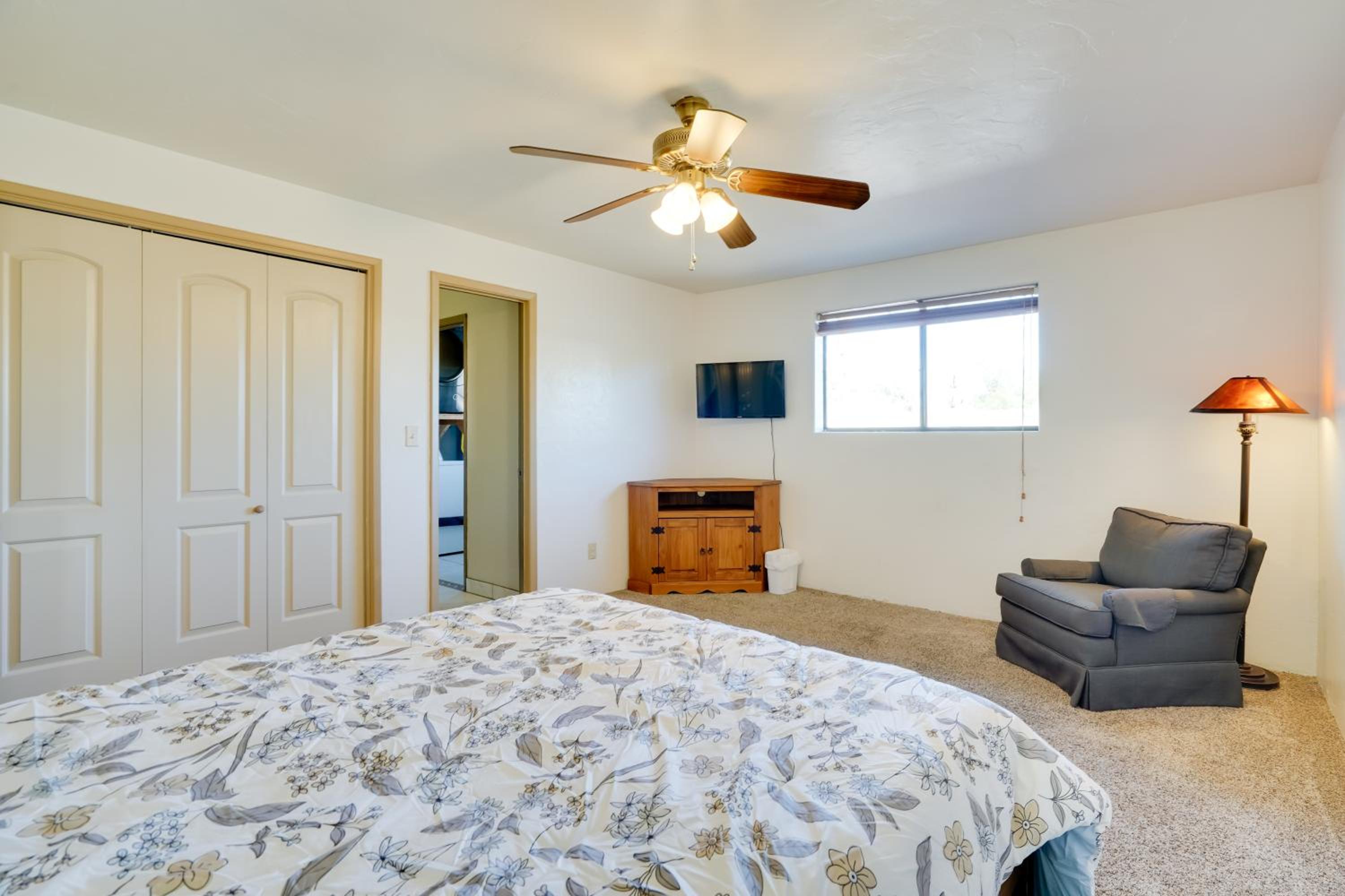 Pet-Friendly Yard! Family Home 6 Mi to Dtwn Tucson