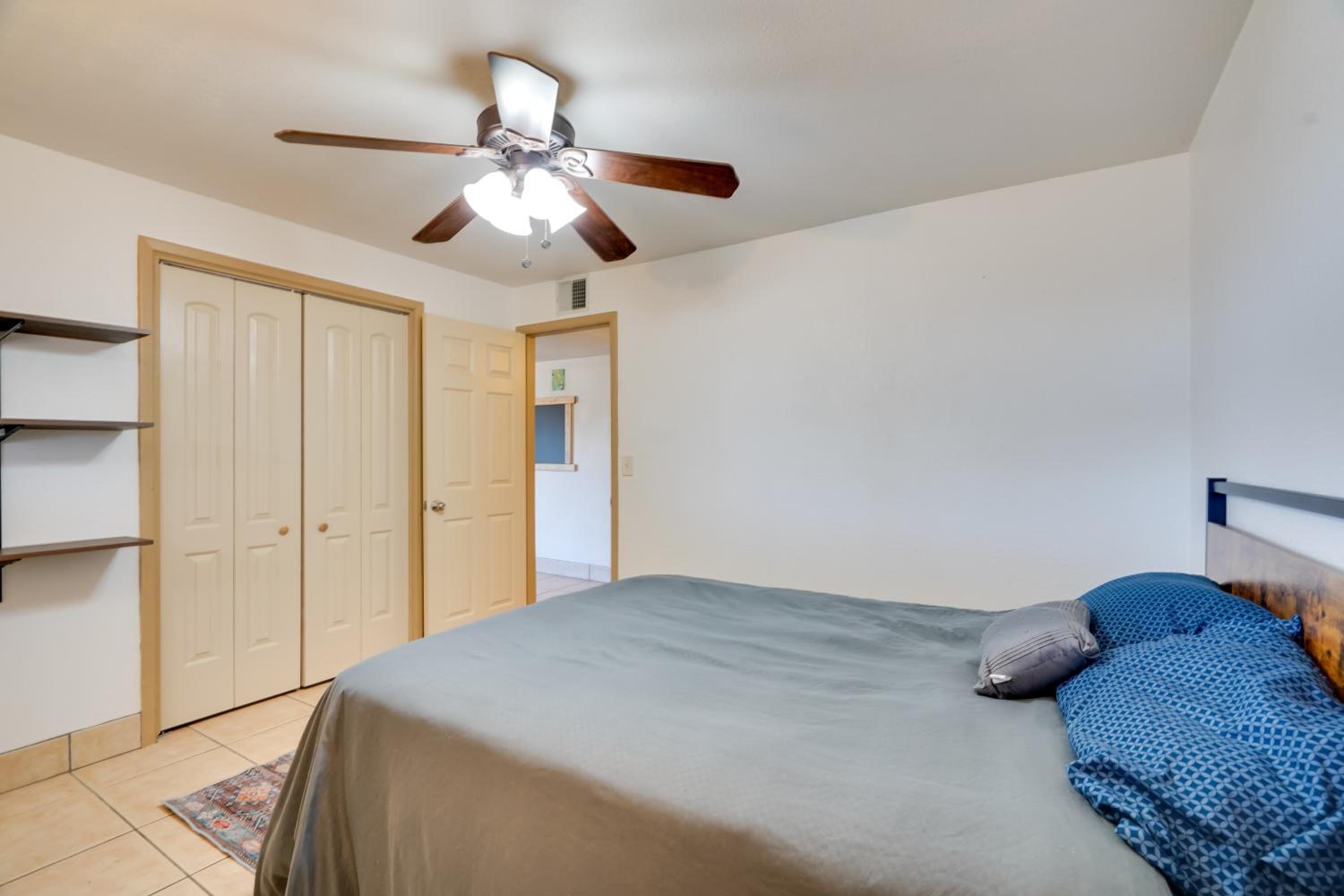 Pet-Friendly Yard! Family Home 6 Mi to Dtwn Tucson