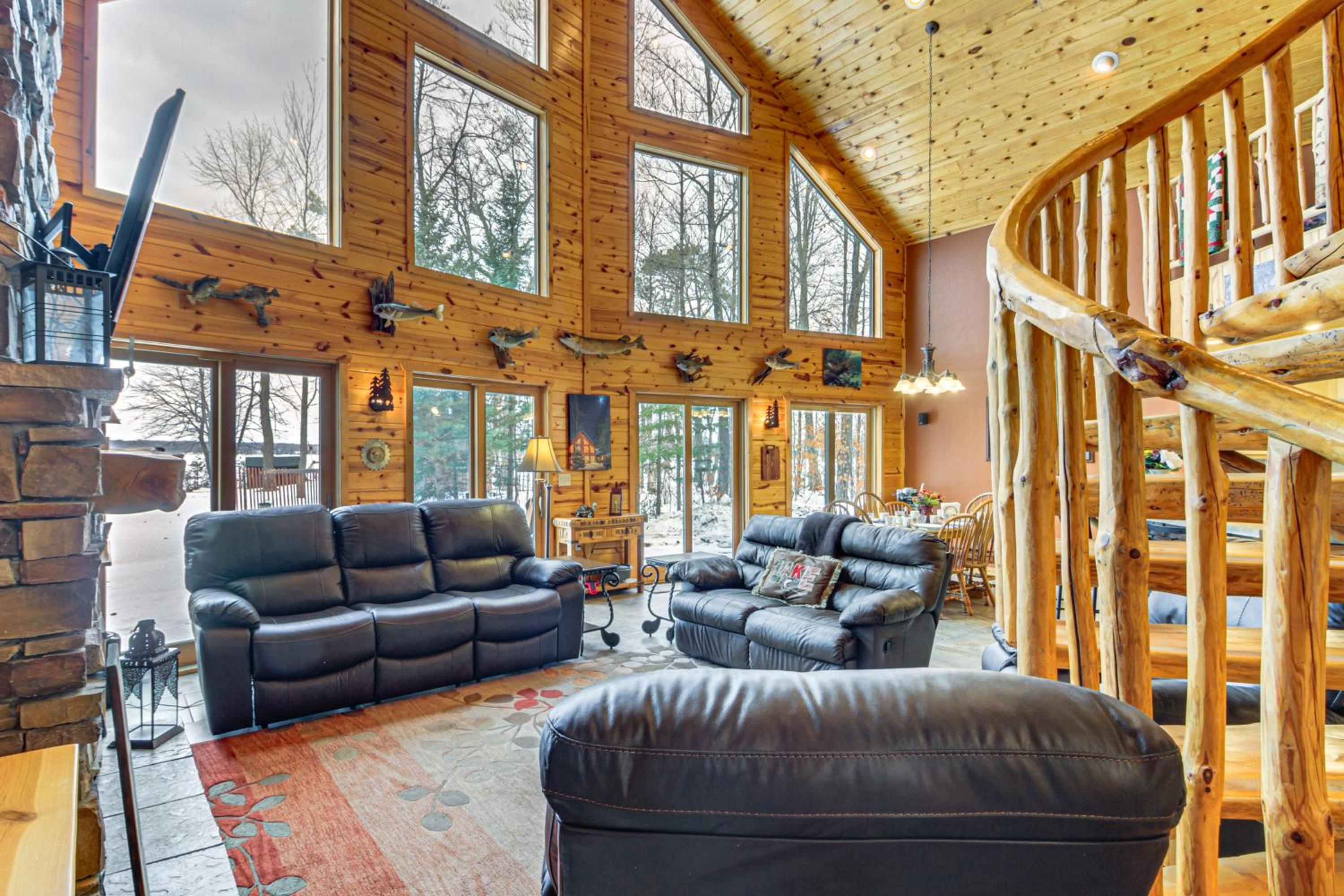Families Welcome! Lakefront Gem with Dock in Aitkin