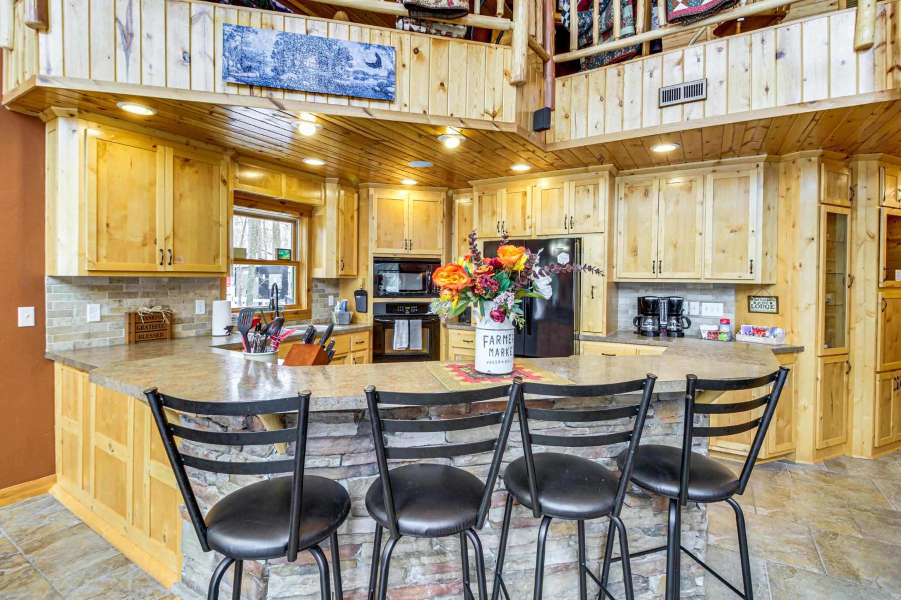 Families Welcome! Lakefront Gem with Dock in Aitkin