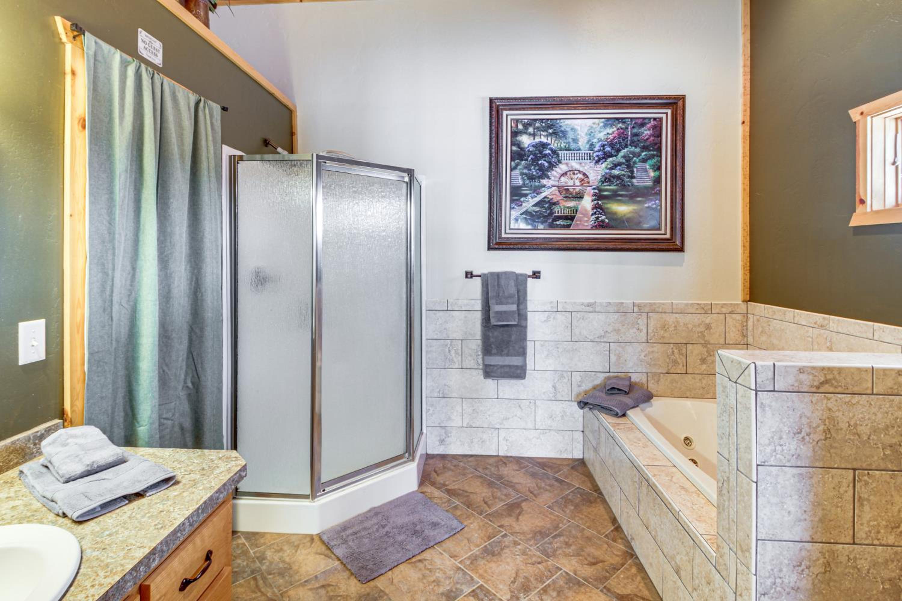 Families Welcome! Lakefront Gem with Dock in Aitkin