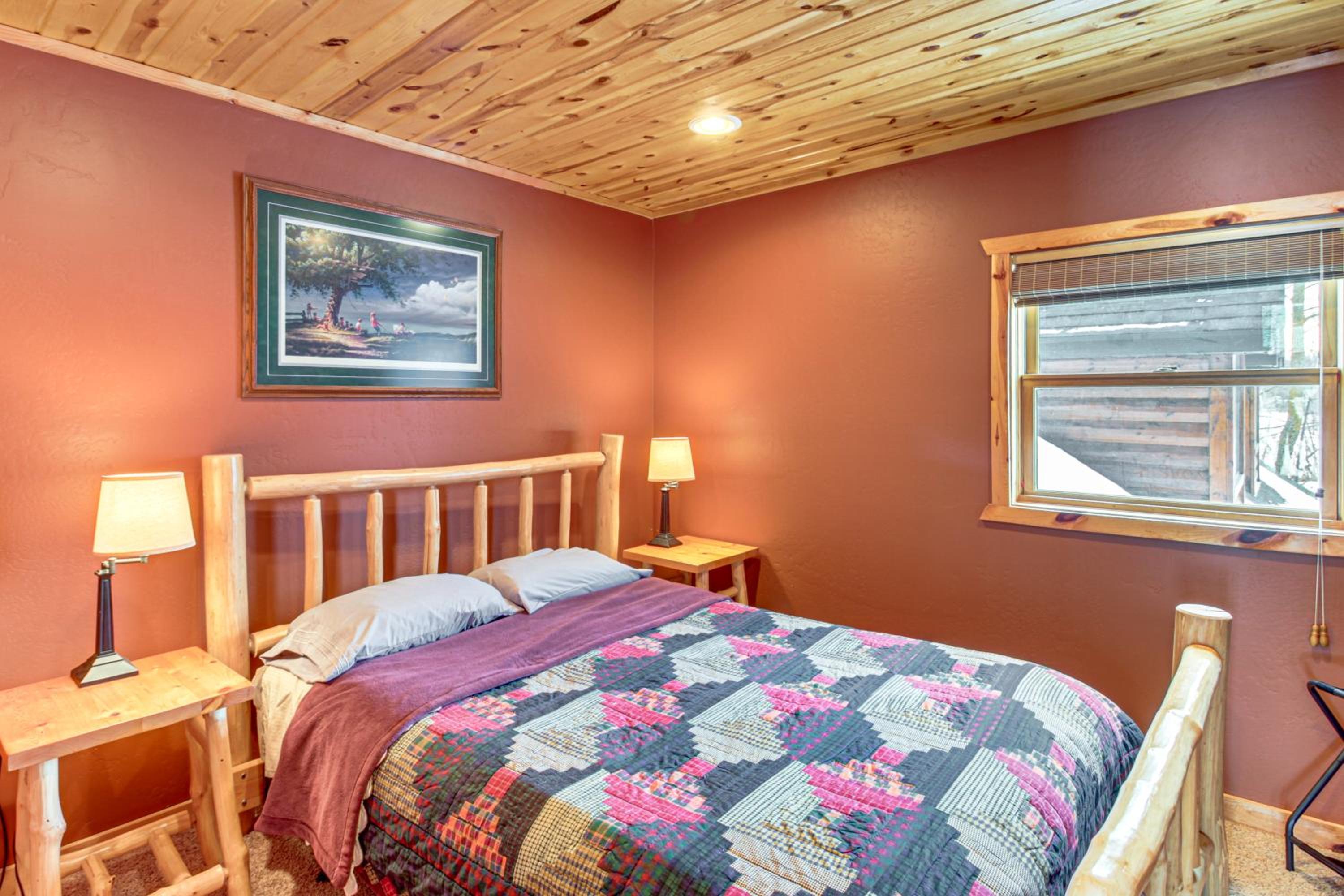 Families Welcome! Lakefront Gem with Dock in Aitkin
