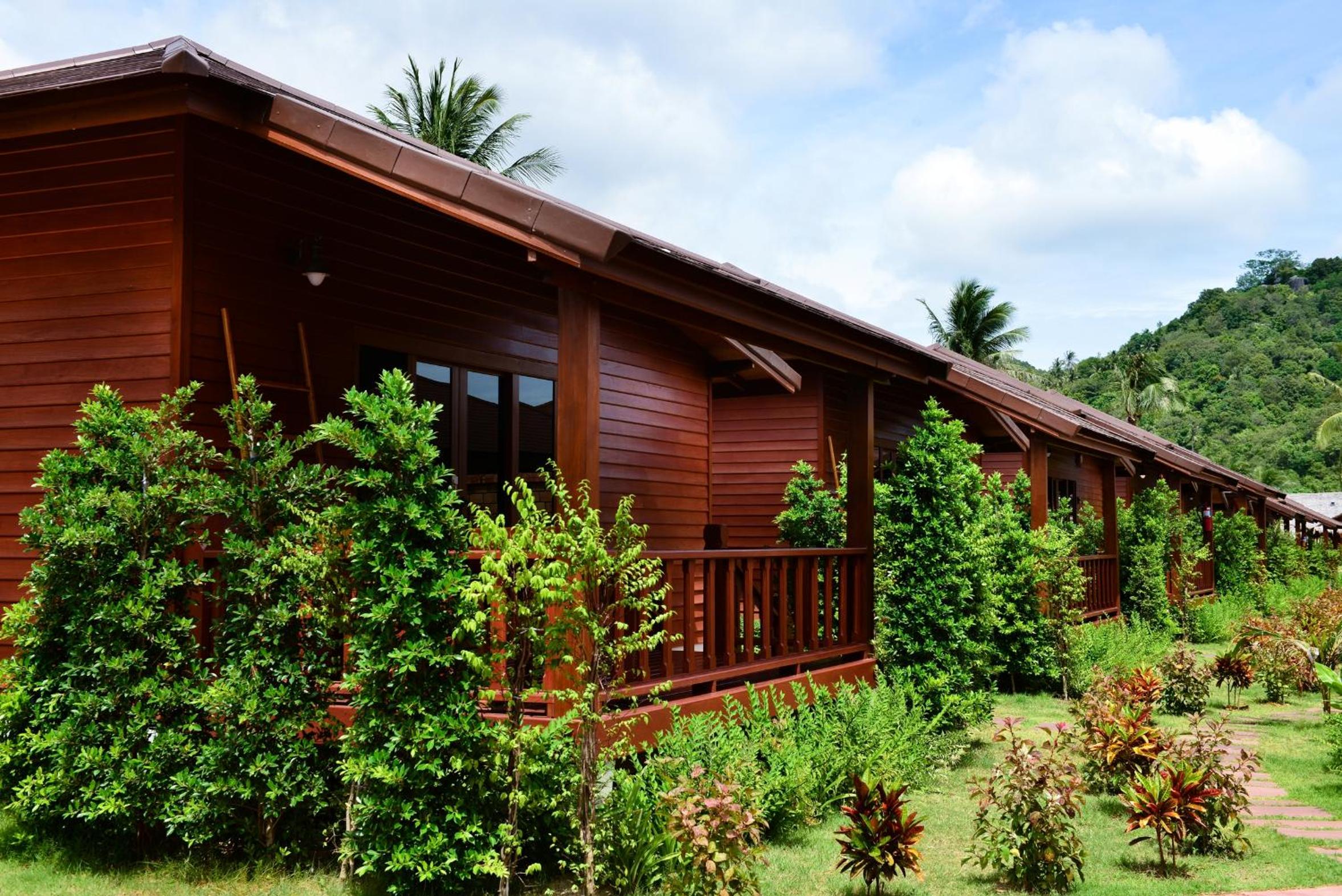 PingChan Koh Phangan Beachfront Resort