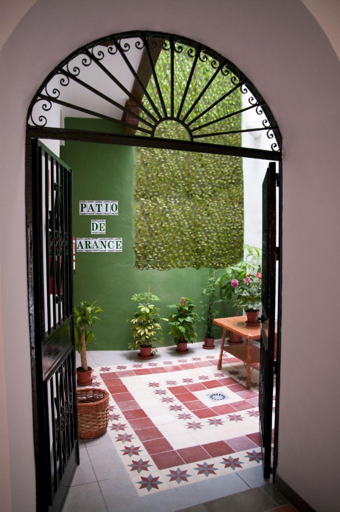 Patio de Arance