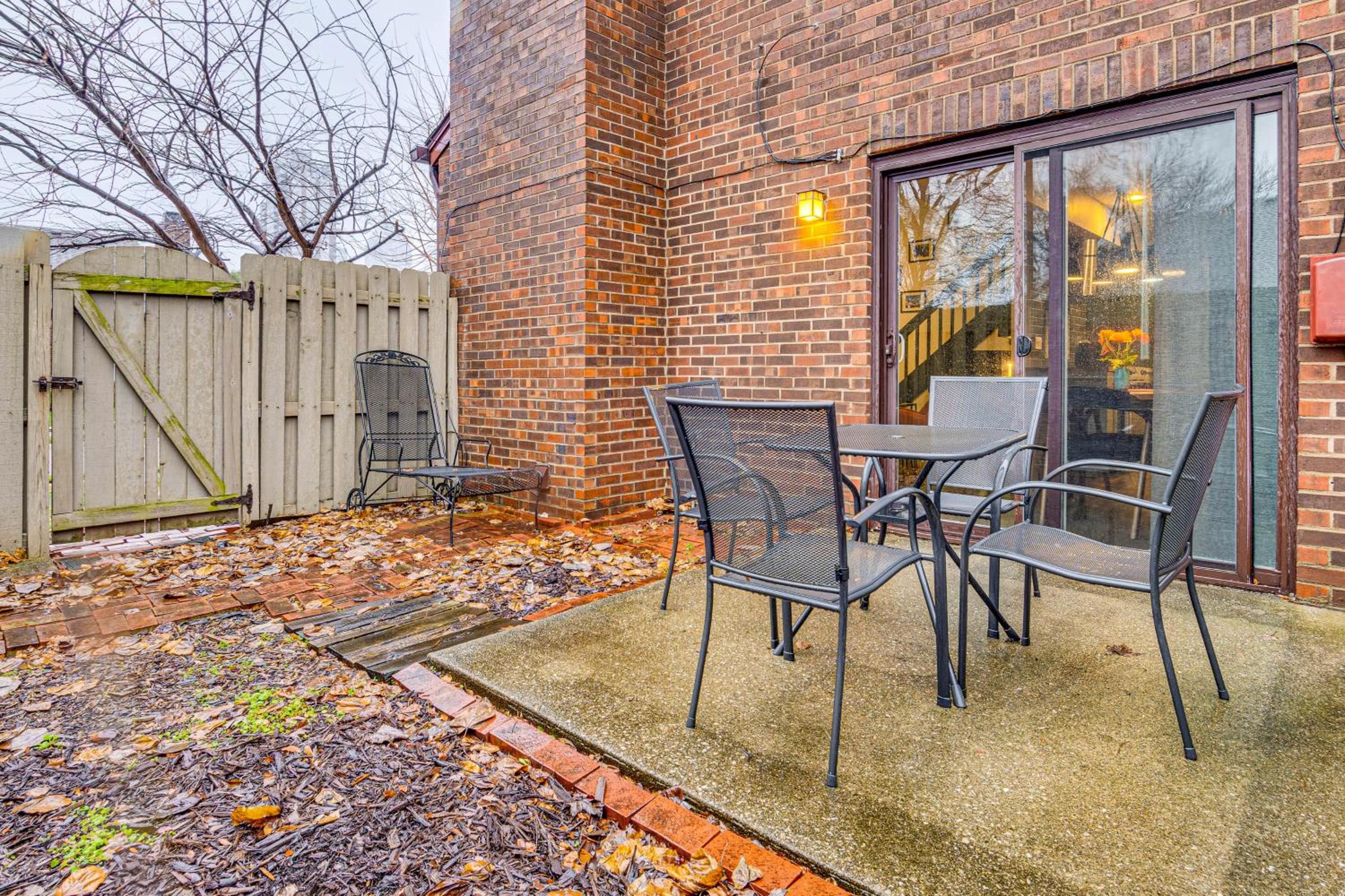 Chic Dtwn Indy Home Less Than 2 Mi to Lucas Oil Stadium!