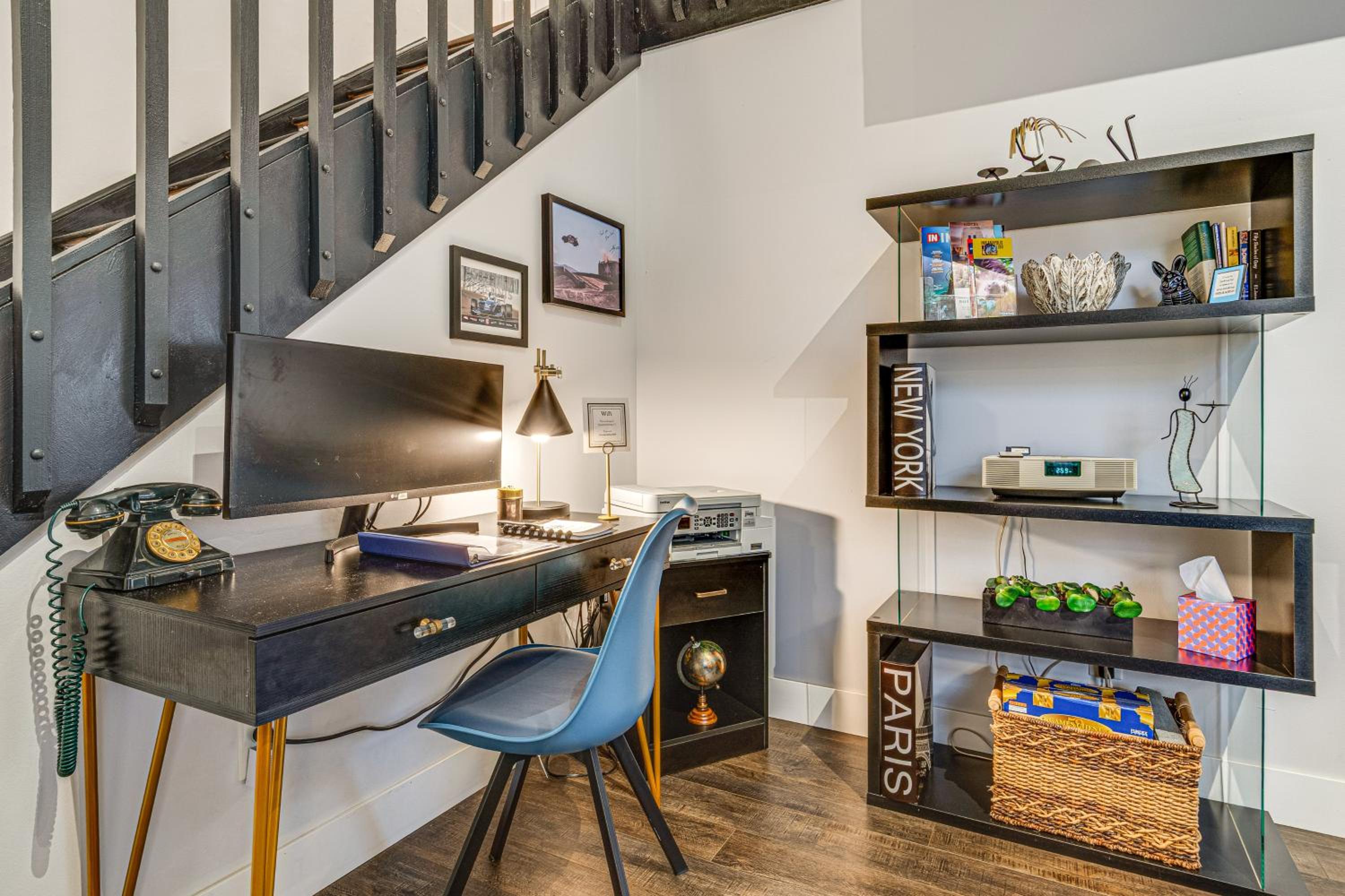 Chic Dtwn Indy Home Less Than 2 Mi to Lucas Oil Stadium!