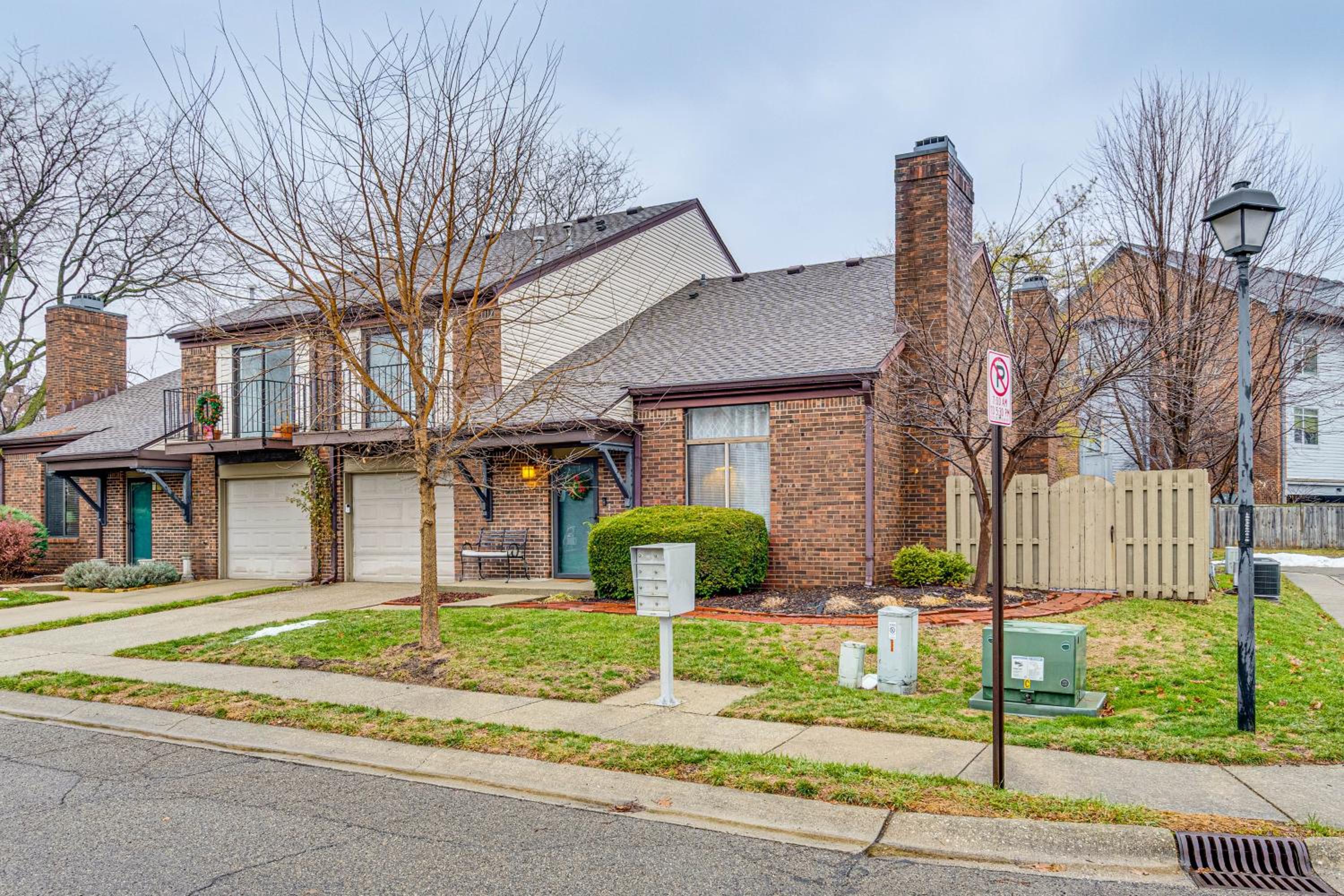 Chic Dtwn Indy Home Less Than 2 Mi to Lucas Oil Stadium!