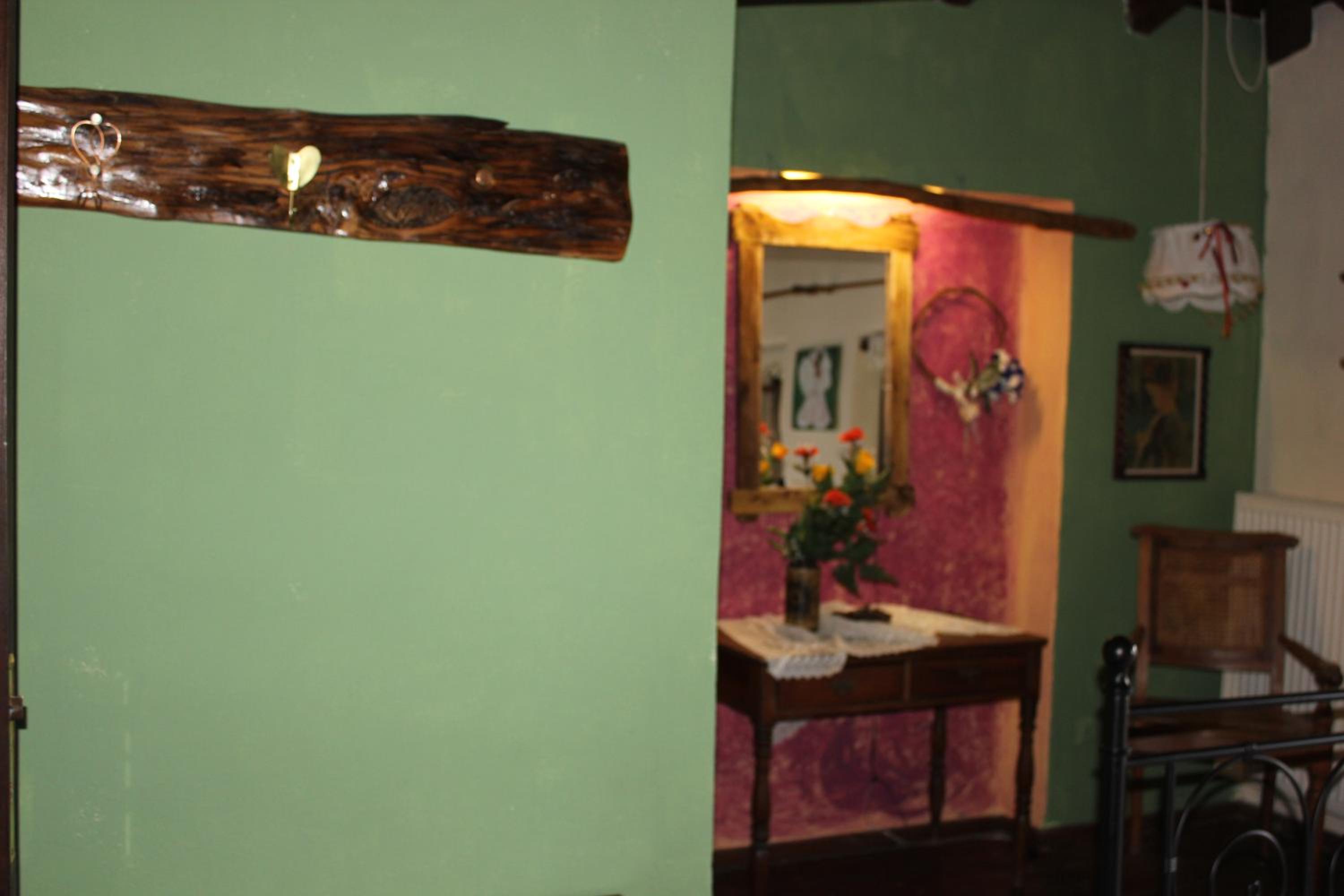 Photo 57