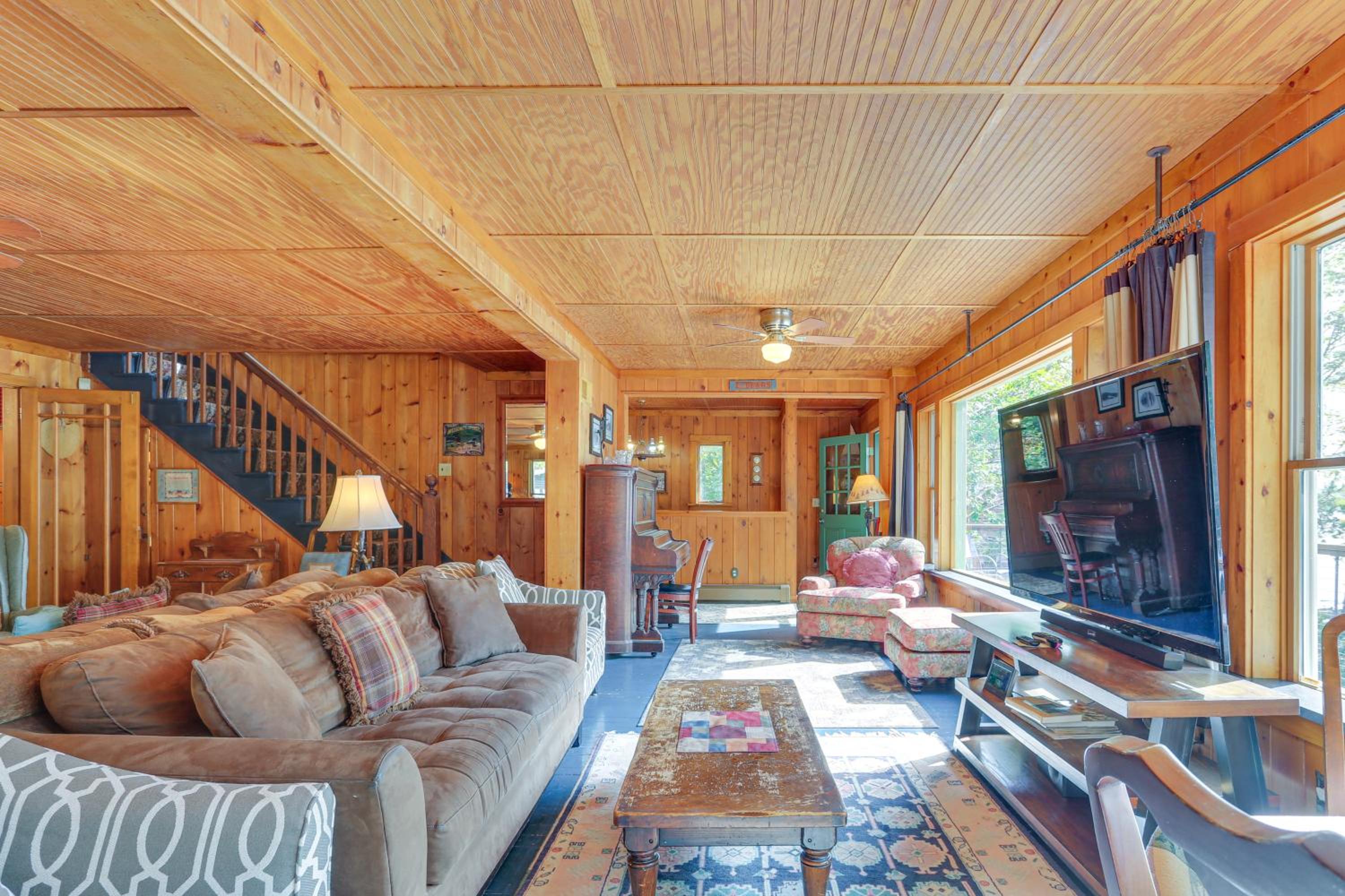 Huge Waterfront Home with Dock on Lake Wallenpaupack