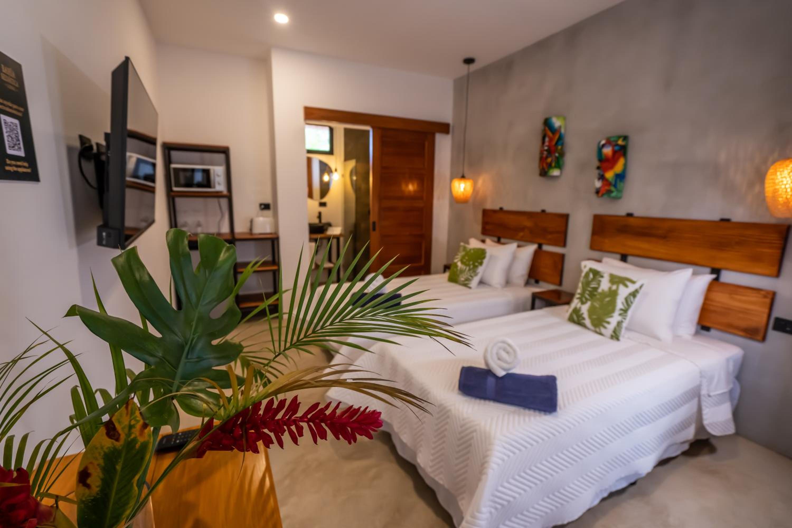 Bahia Selvatica Lodge