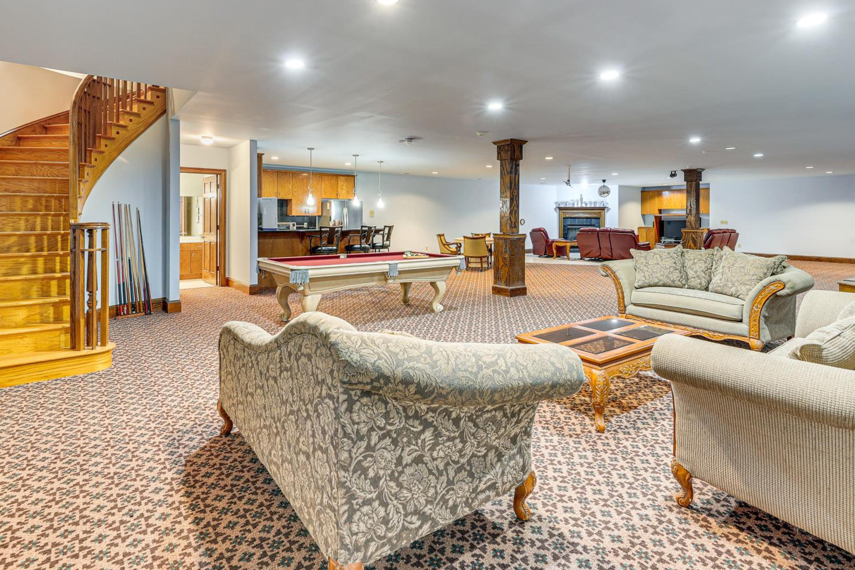 Fishing Pond On-Site! LaGrange Apt on 33 Acres