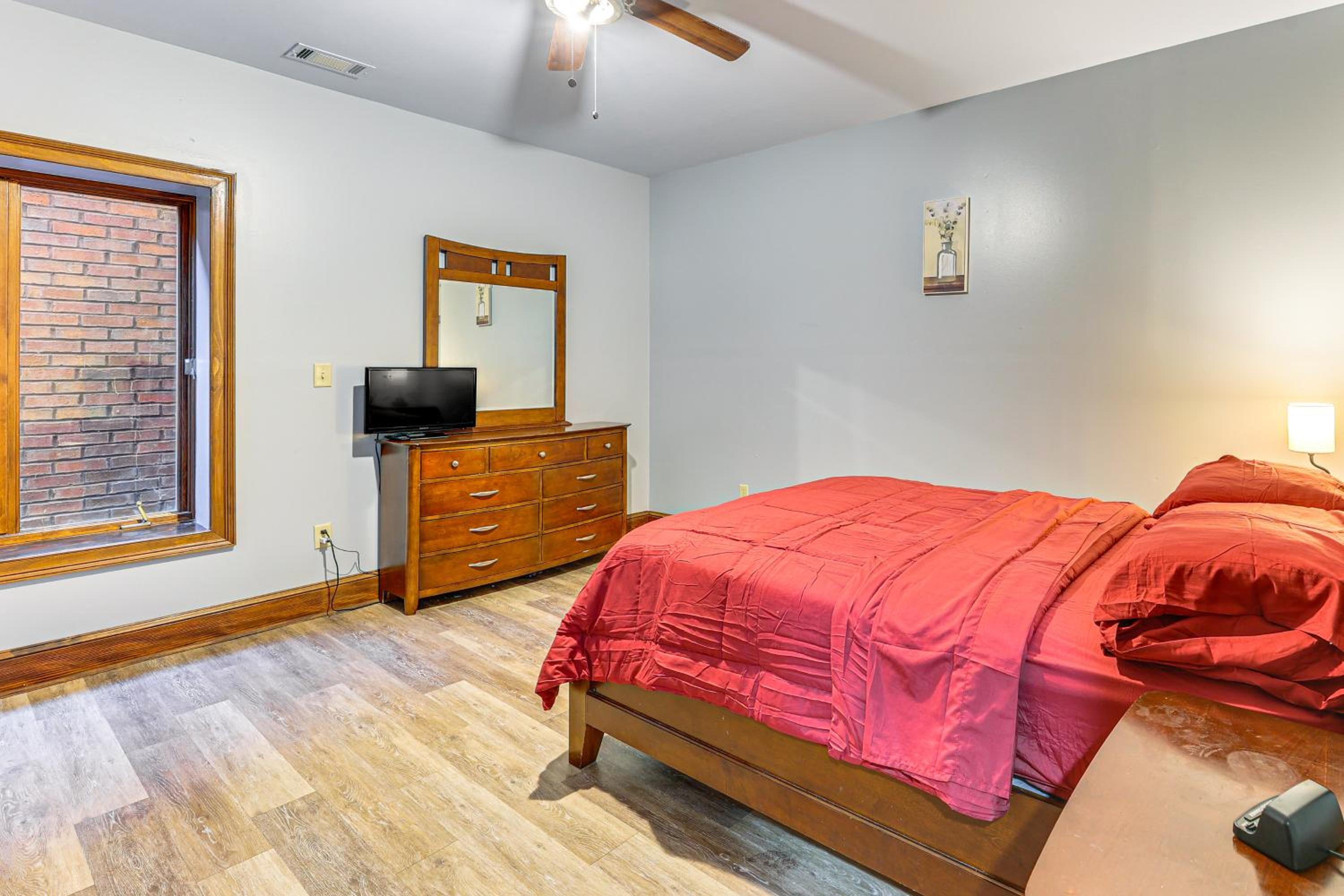 Fishing Pond On-Site! LaGrange Apt on 33 Acres