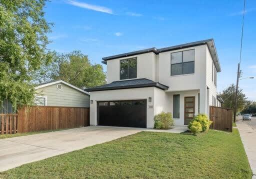 Trinity Groves Retreat - Large Modern 5 BR Home