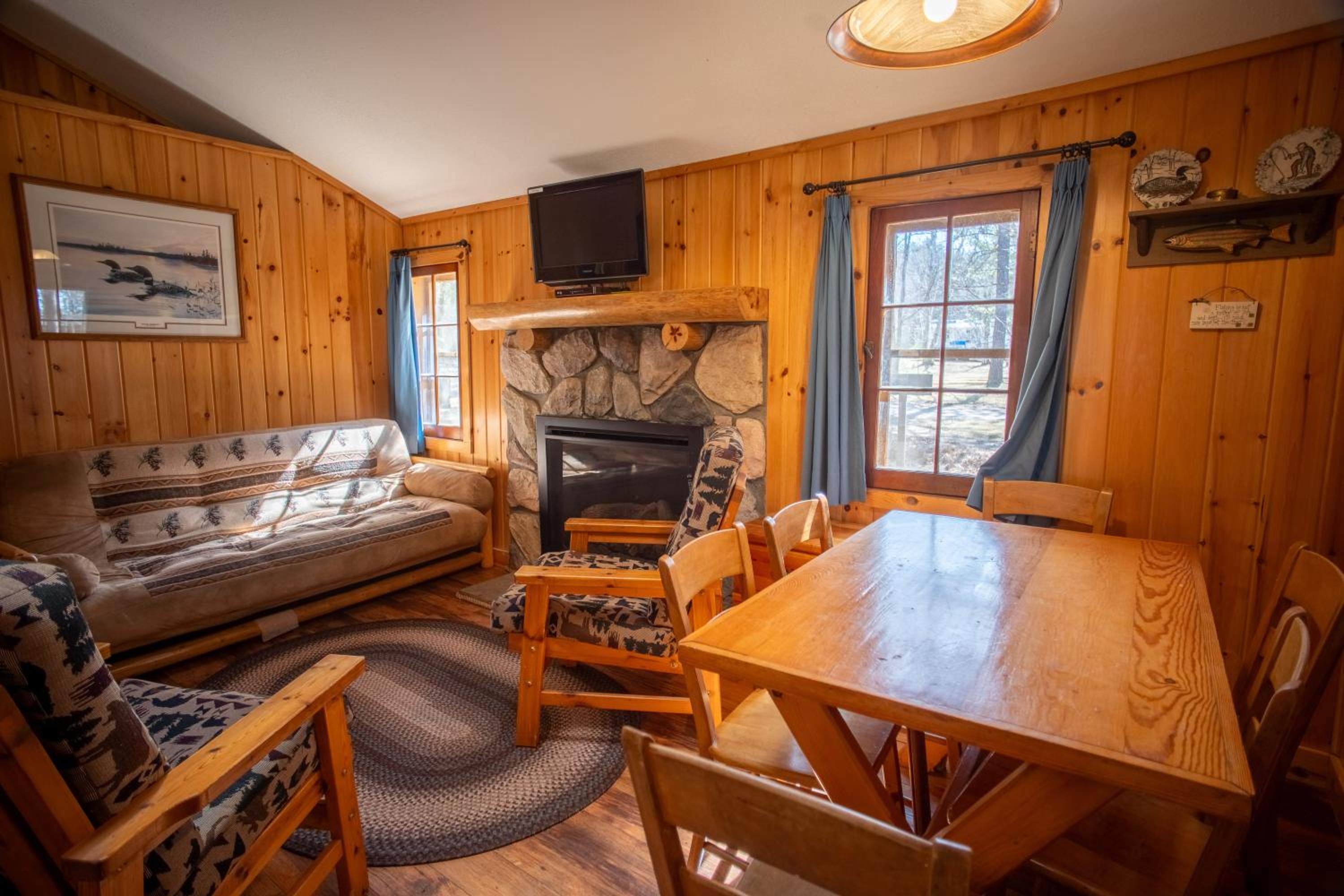 Timber Bay Lodge and Houseboats