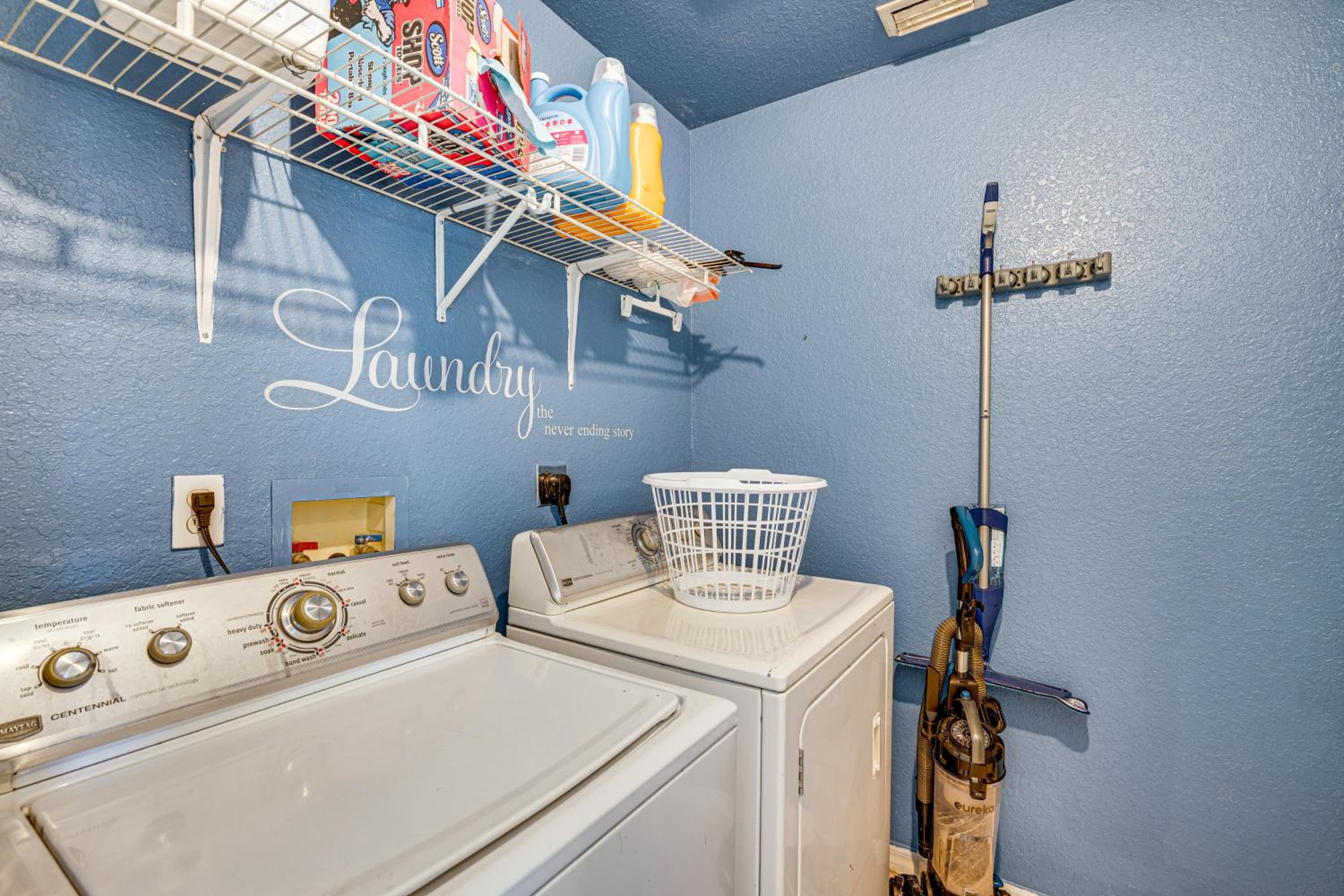 Poolside Lounge and Game Area Cape Coral Retreat