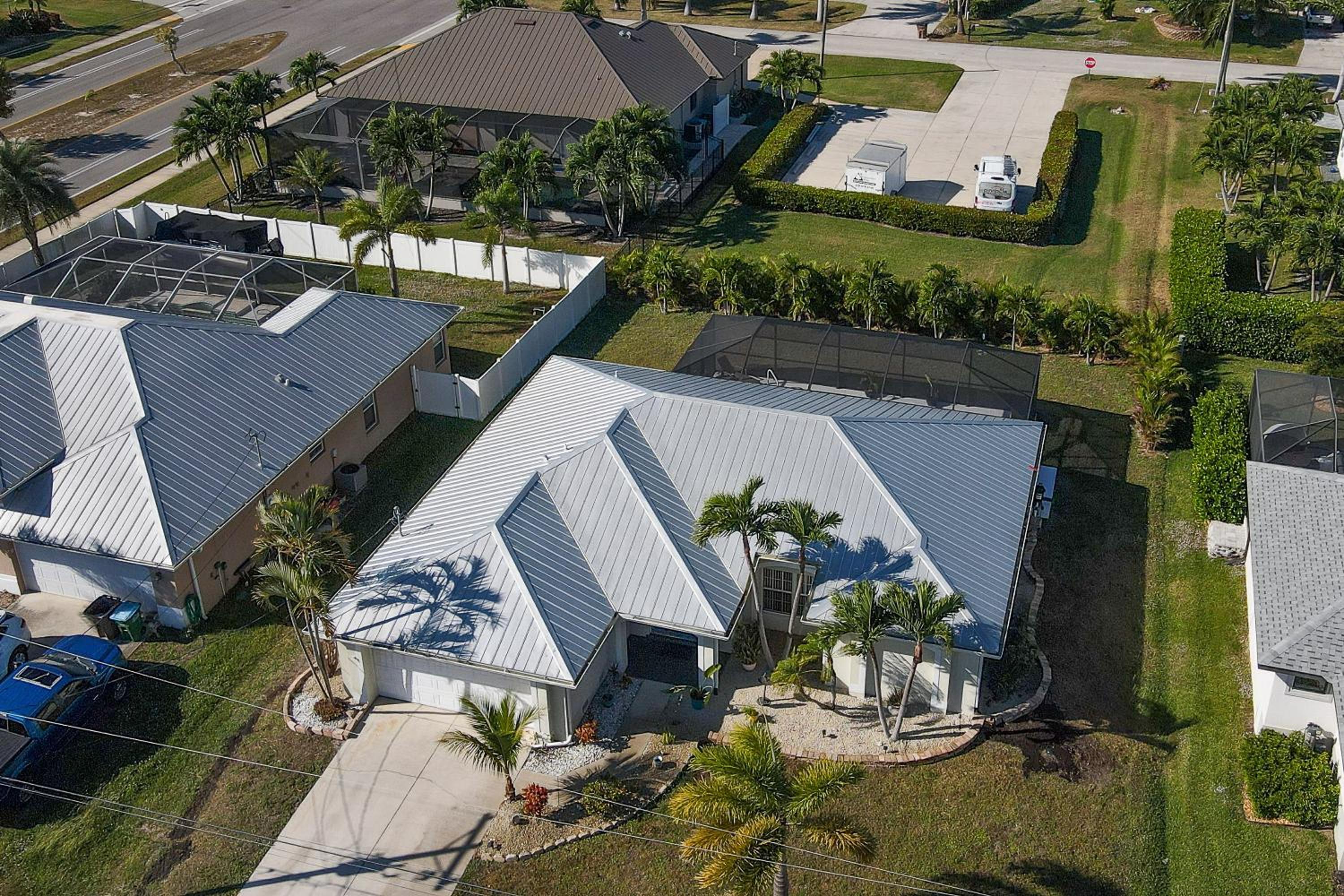 Poolside Lounge and Game Area Cape Coral Retreat