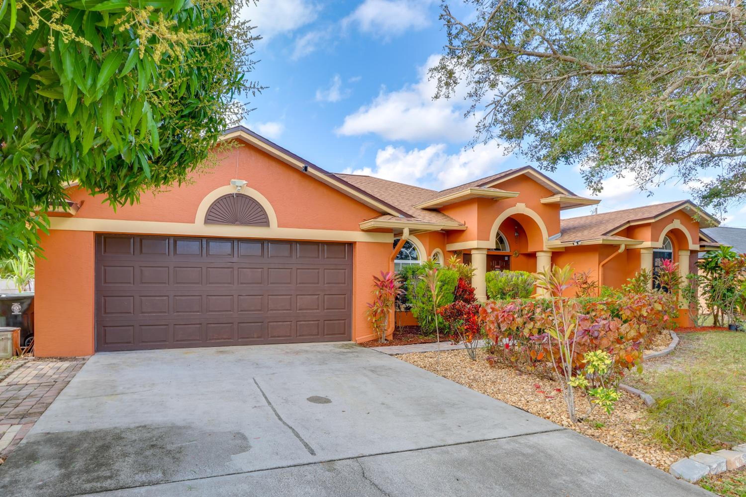 Private Backyard! Single-Level Port St Lucie Home