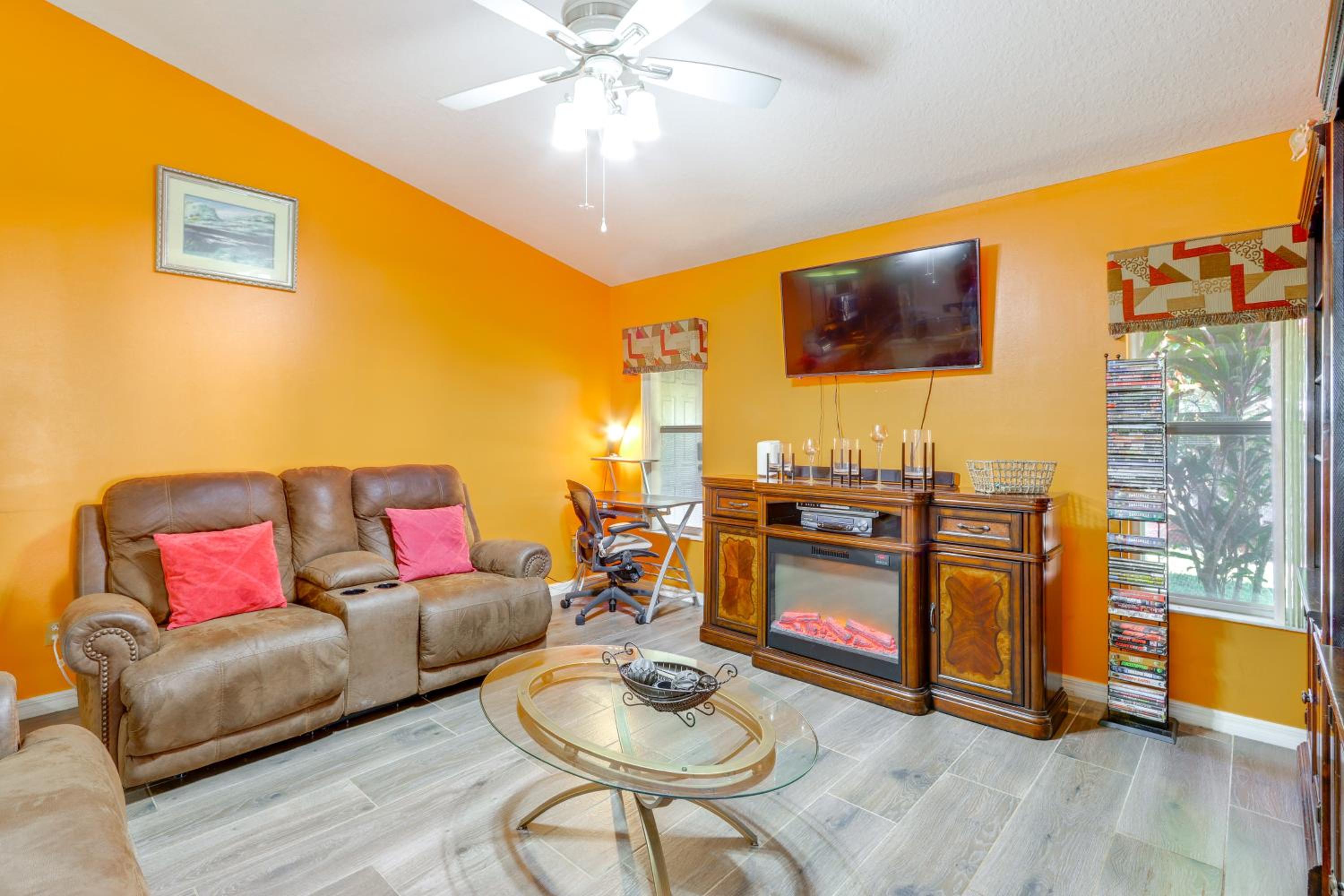 Private Backyard! Single-Level Port St Lucie Home