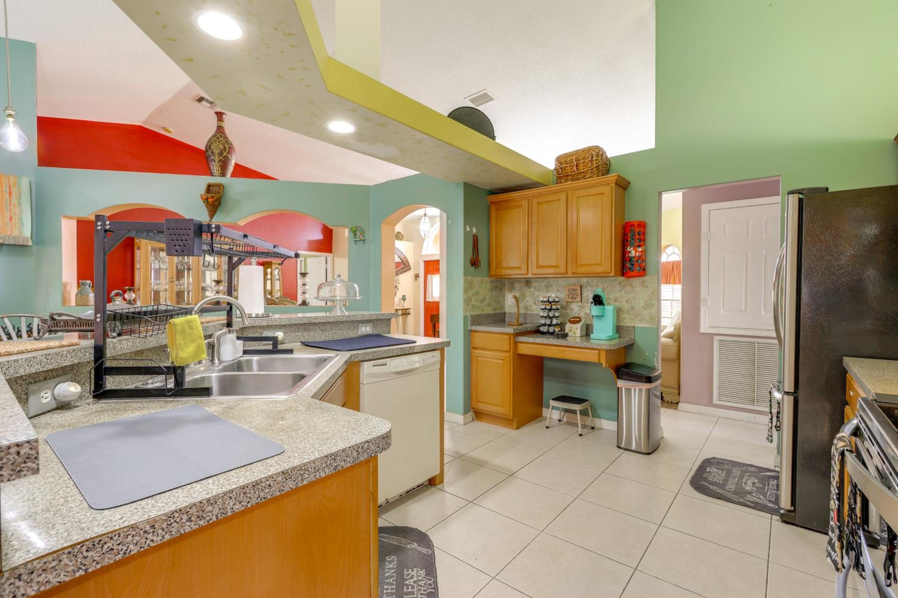 Private Backyard! Single-Level Port St Lucie Home