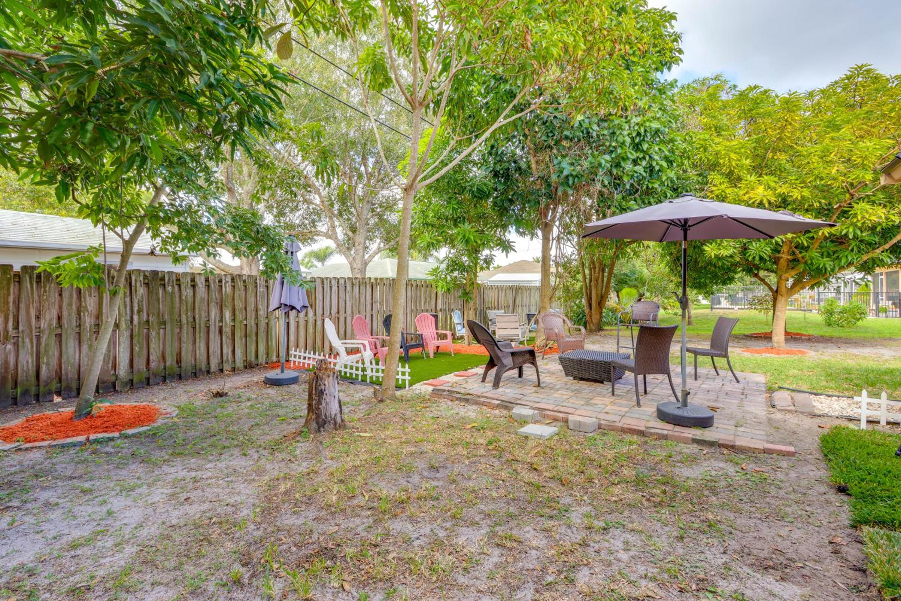 Private Backyard! Single-Level Port St Lucie Home
