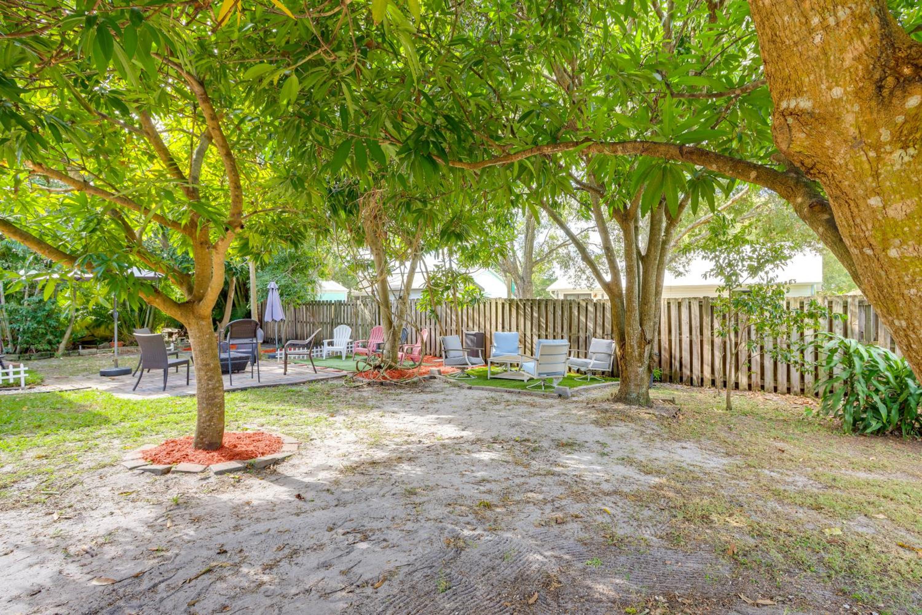 Private Backyard! Single-Level Port St Lucie Home