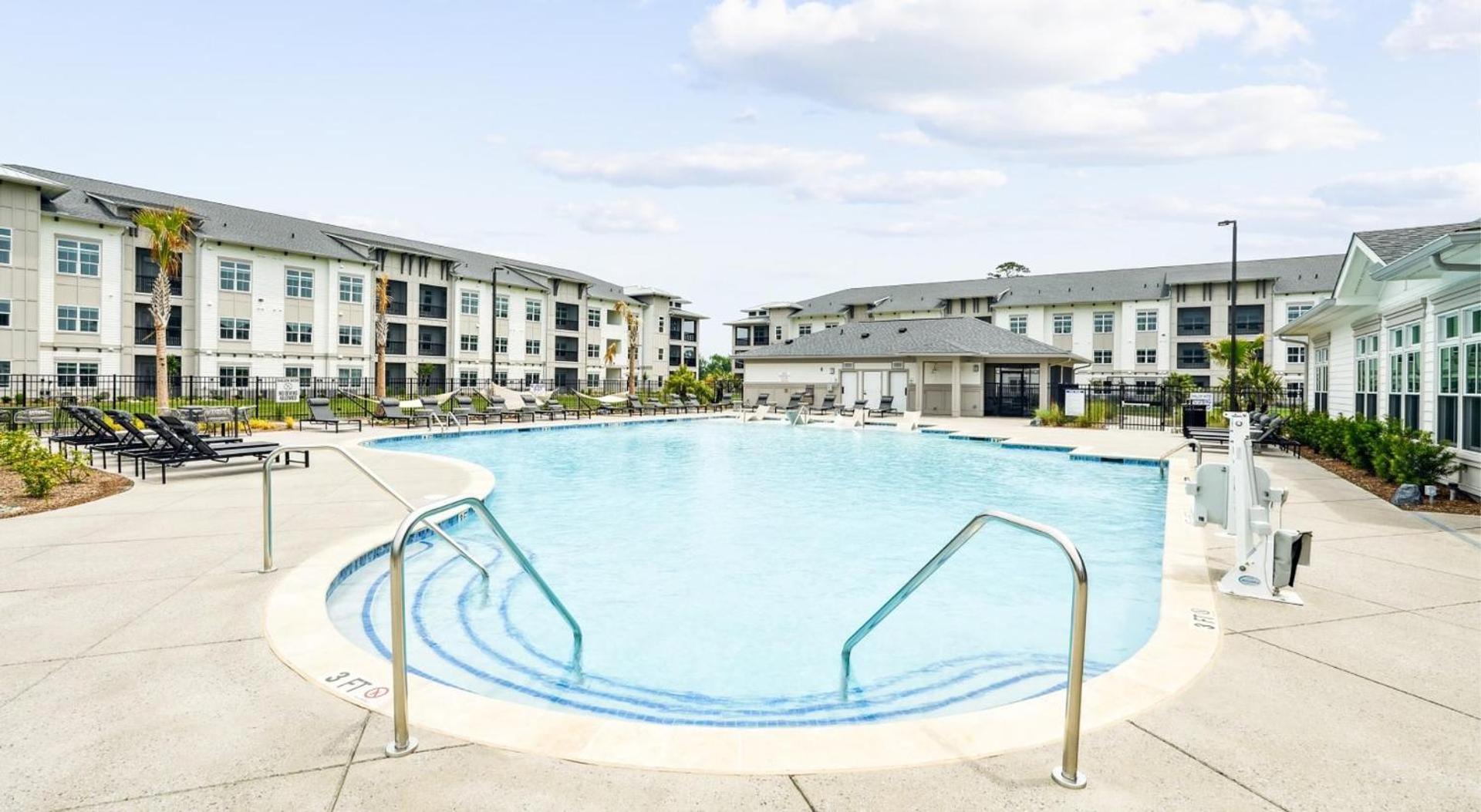 Landing Modern 1BD Game Room Pool