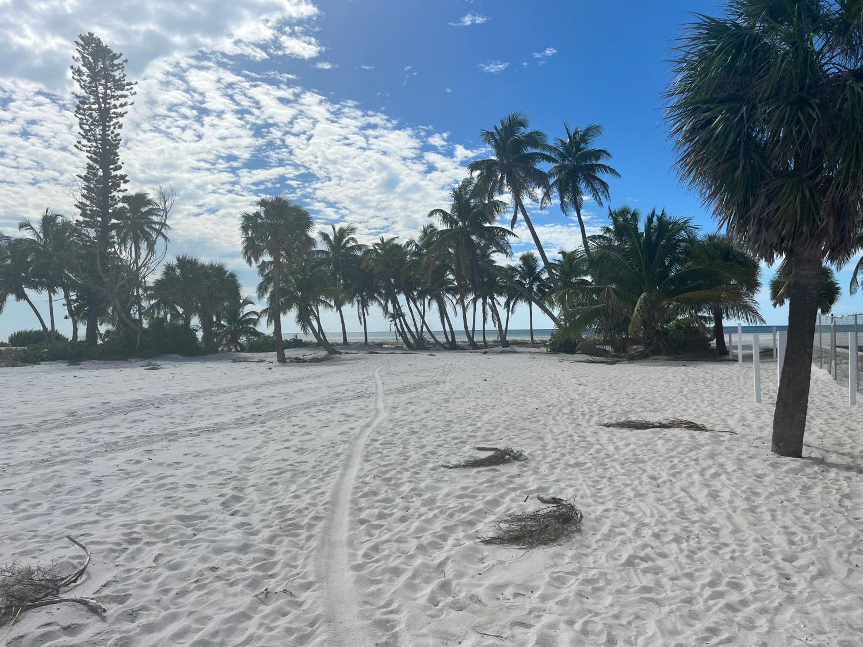 Tropical Sands Resort