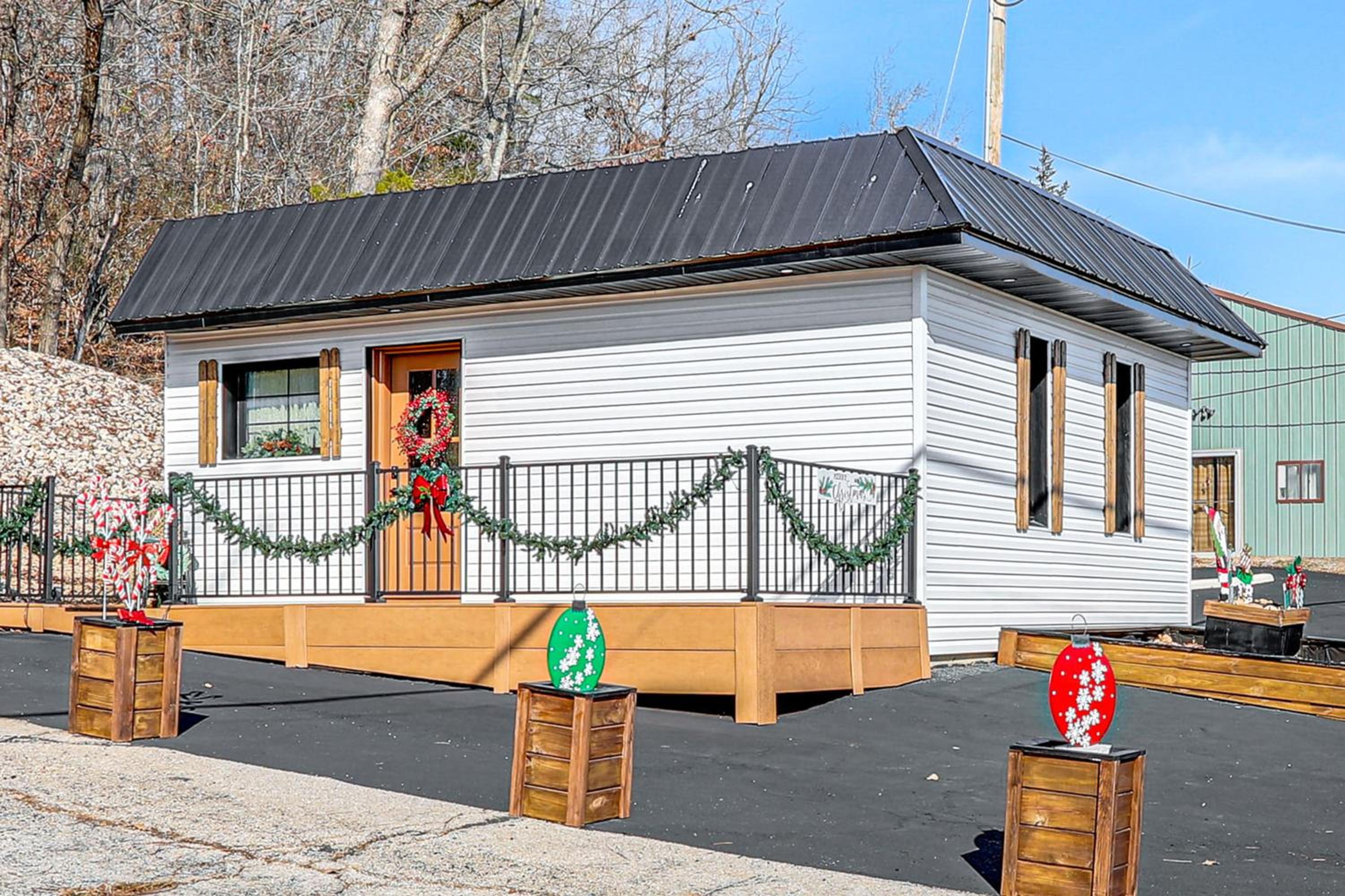 Walk to Current River Ozarks Adventure Home!