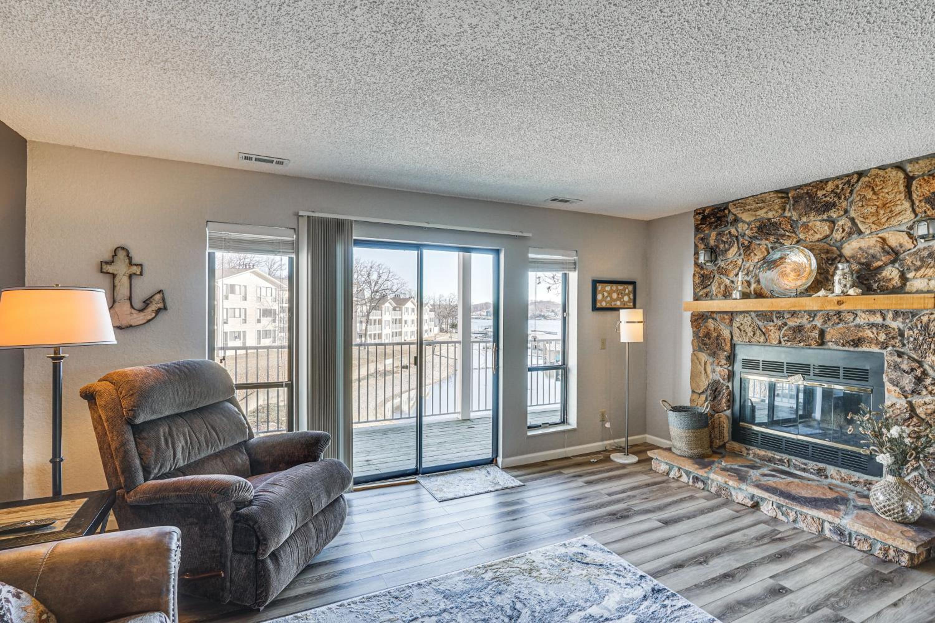 Balcony with Lake Views Waterfront Ozarks Condo!