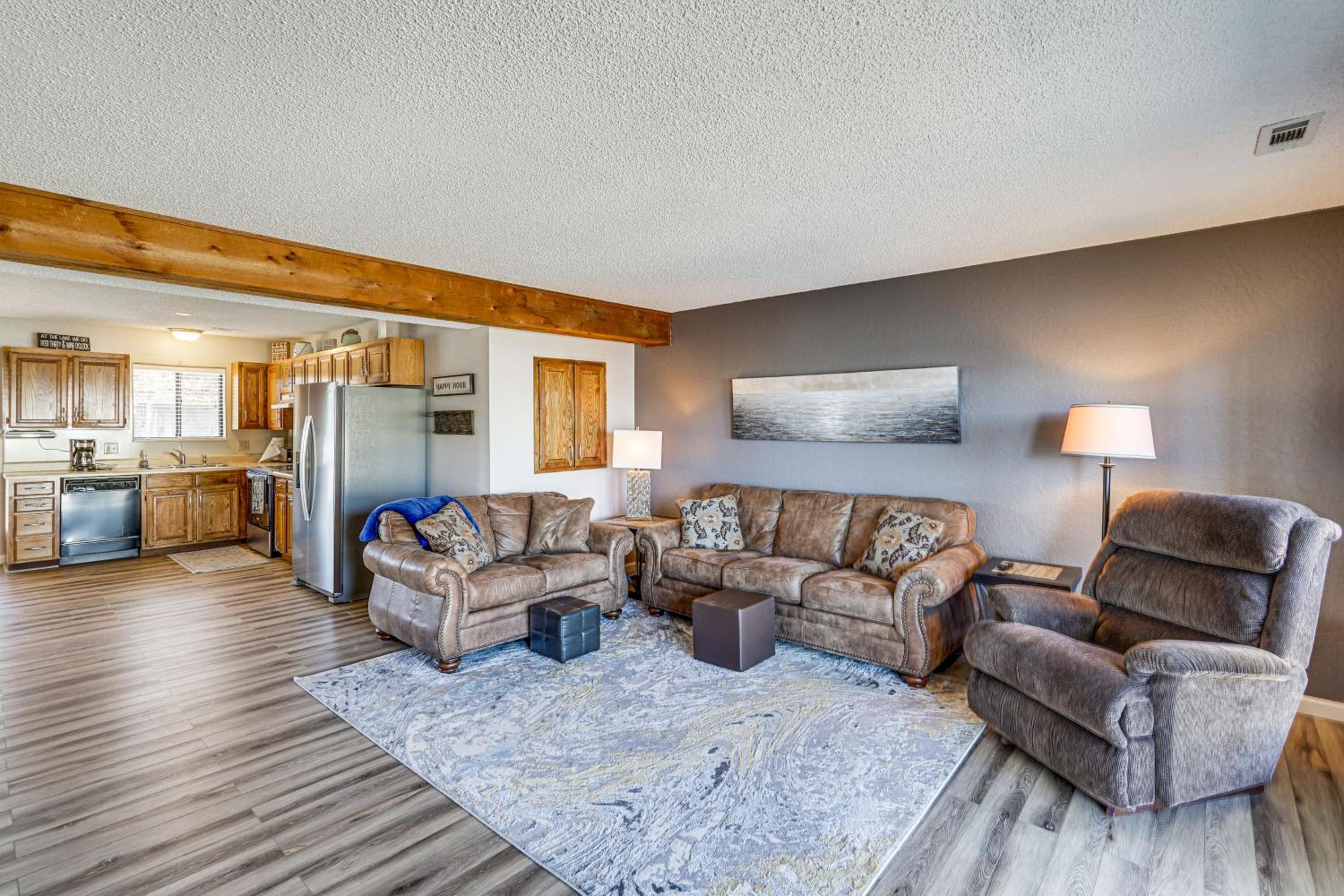 Balcony with Lake Views Waterfront Ozarks Condo!