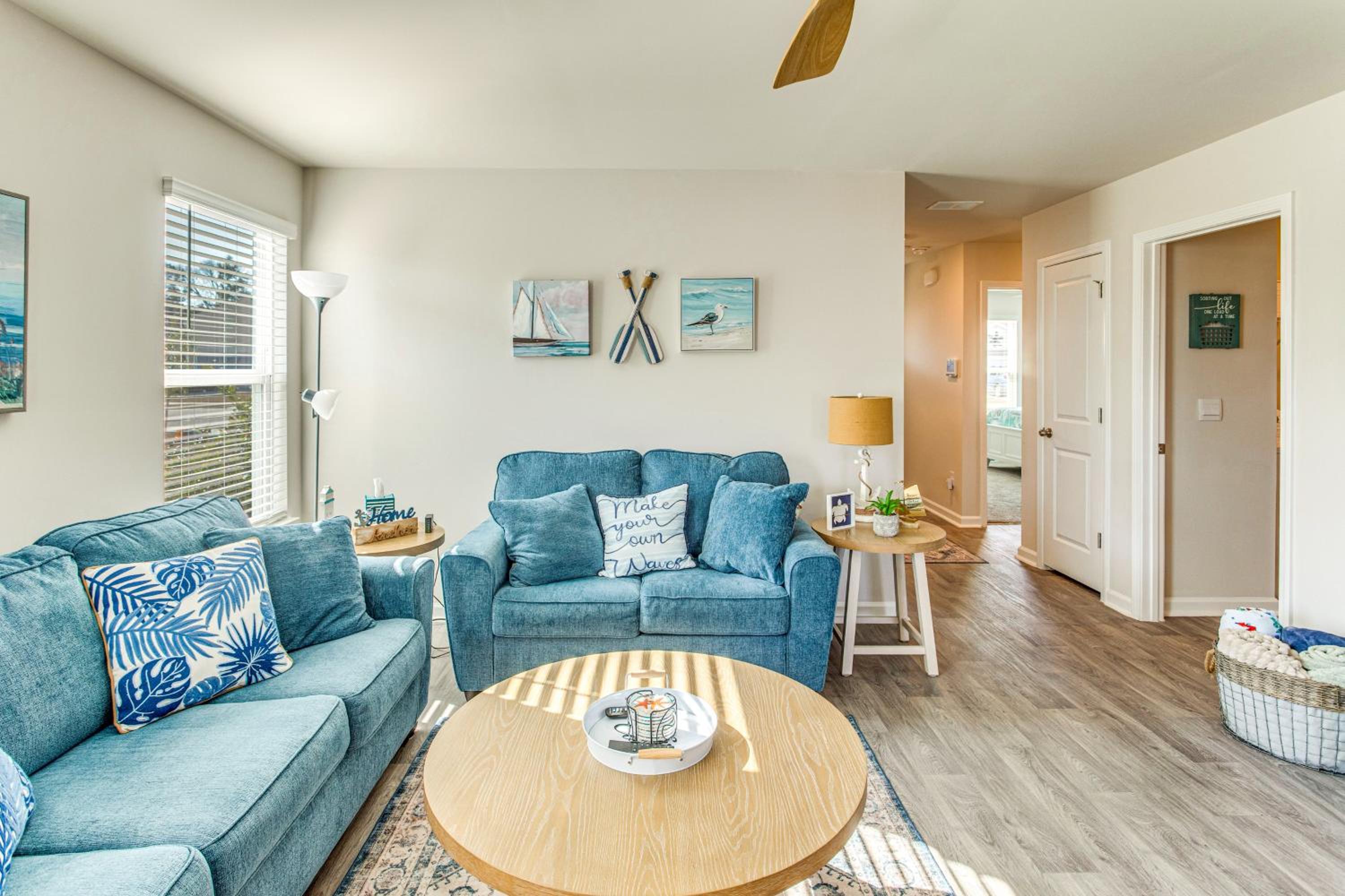 3 Mi to Holden Beach! Family Home with Patio