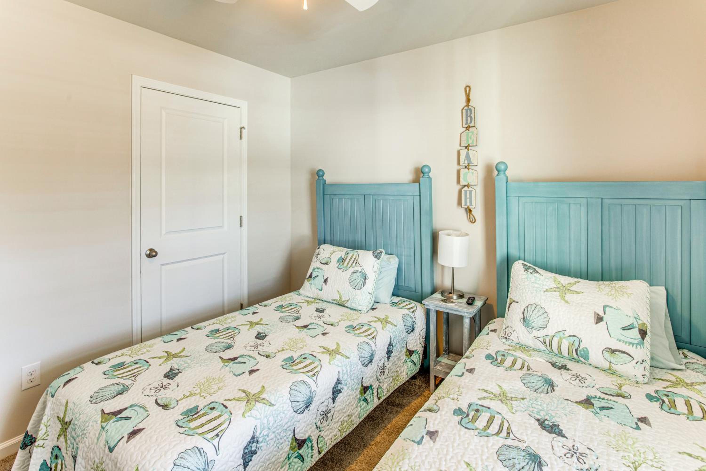 3 Mi to Holden Beach! Family Home with Patio