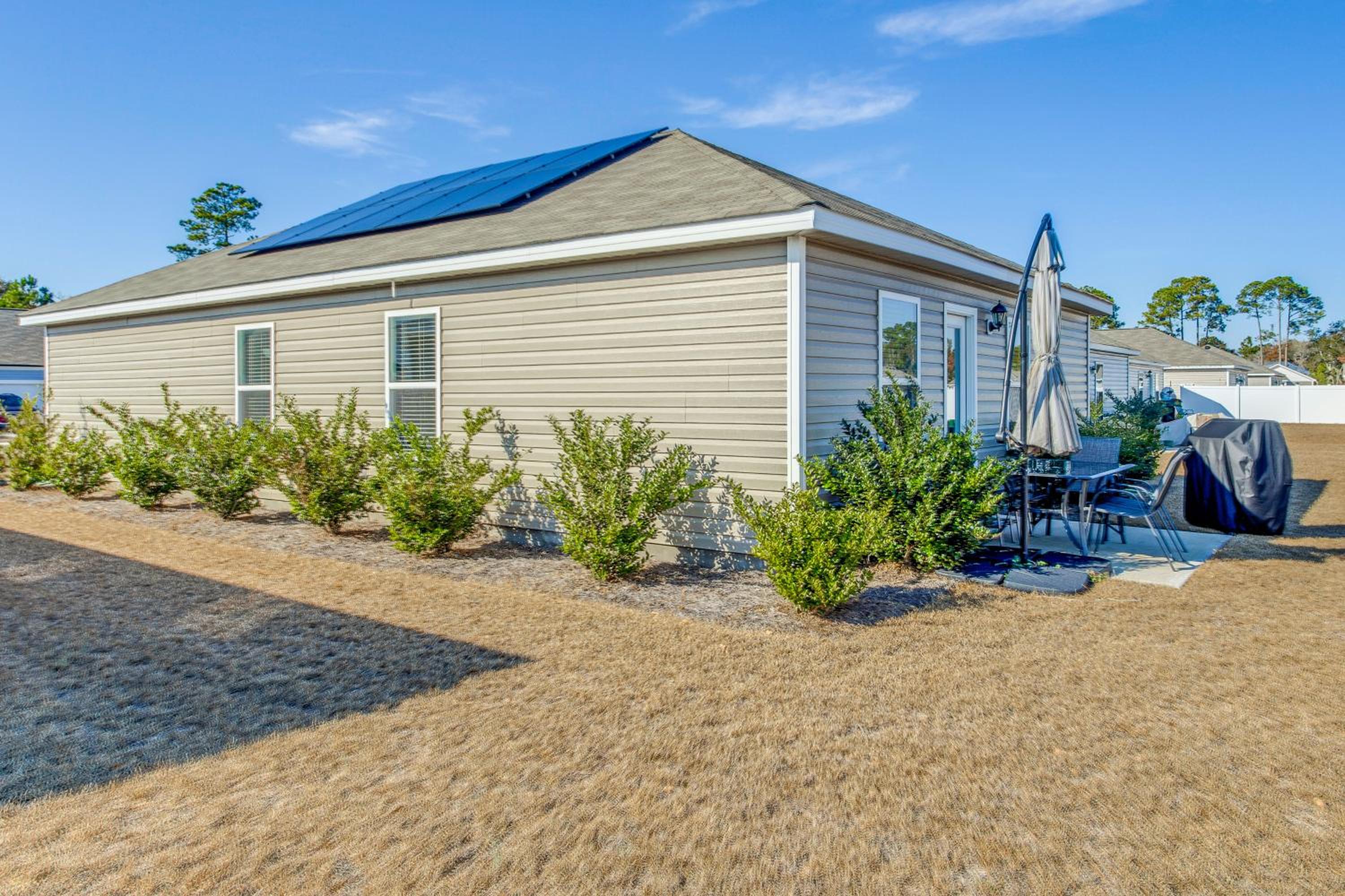 3 Mi to Holden Beach! Family Home with Patio